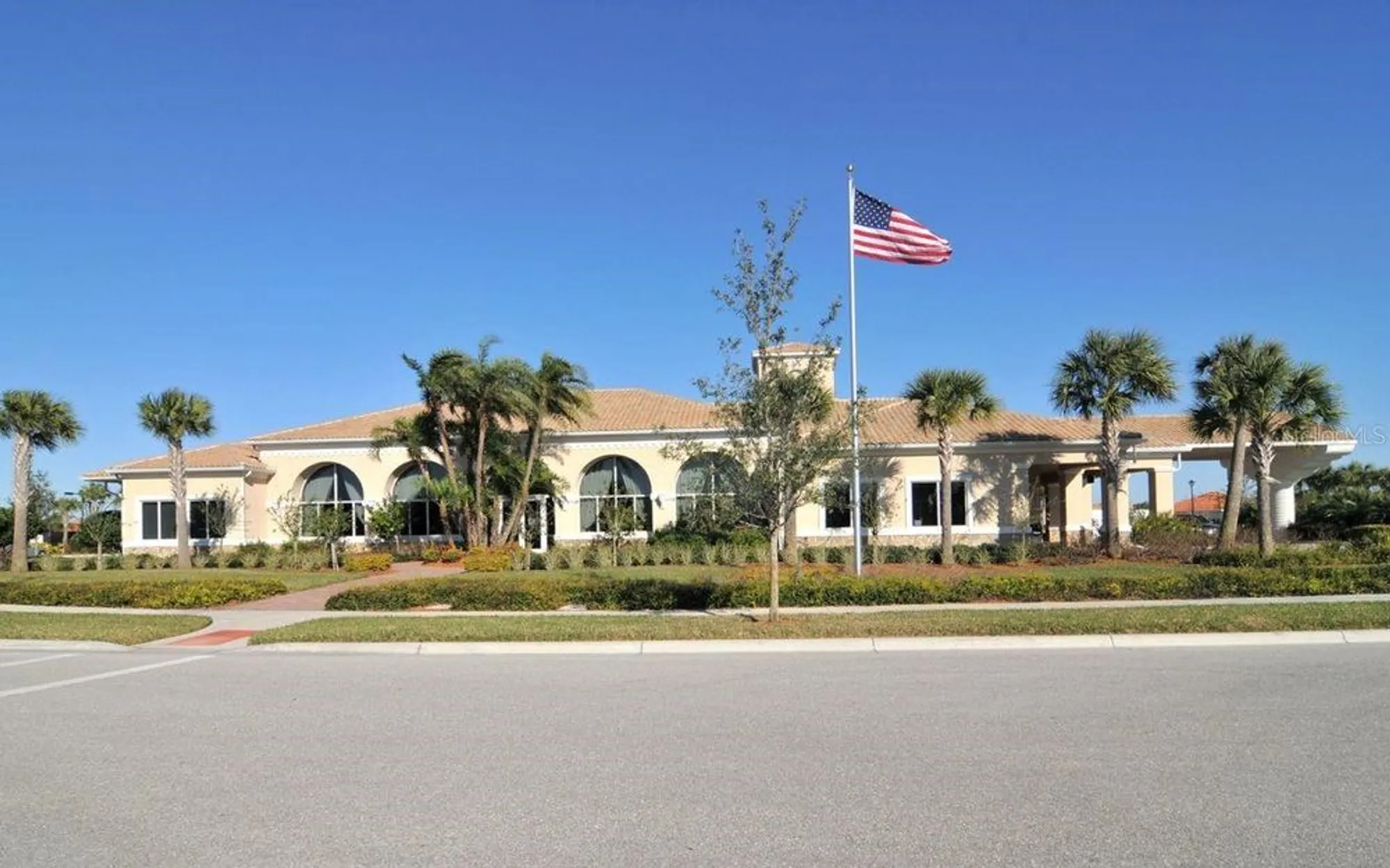 Property Slideshow image 32 of 54 | 1707 burgos dr, Sarasota, FL, 34238