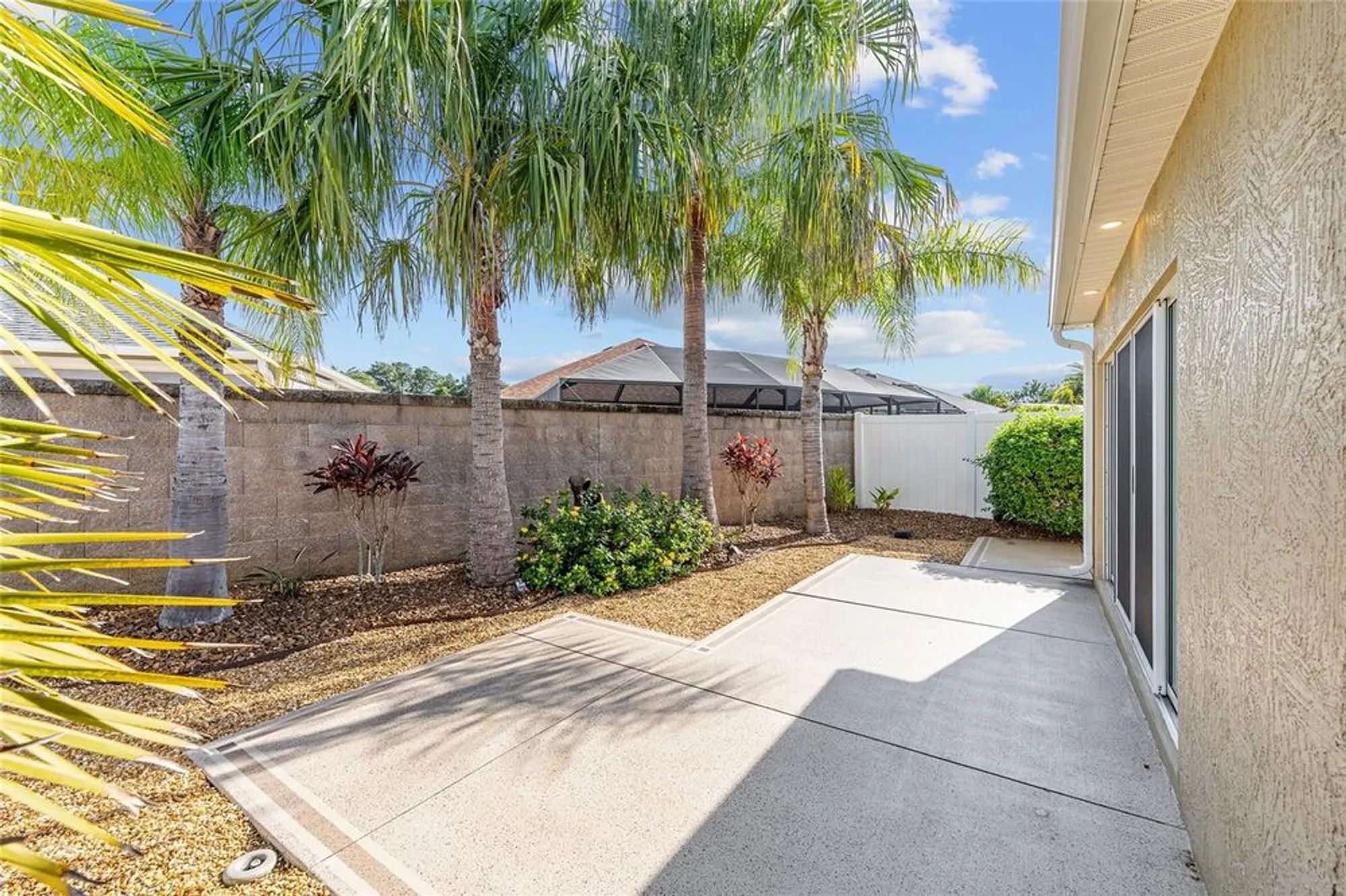 Property Slideshow image 6 of 58 | 1057 carver ct, The Villages, FL, 32163