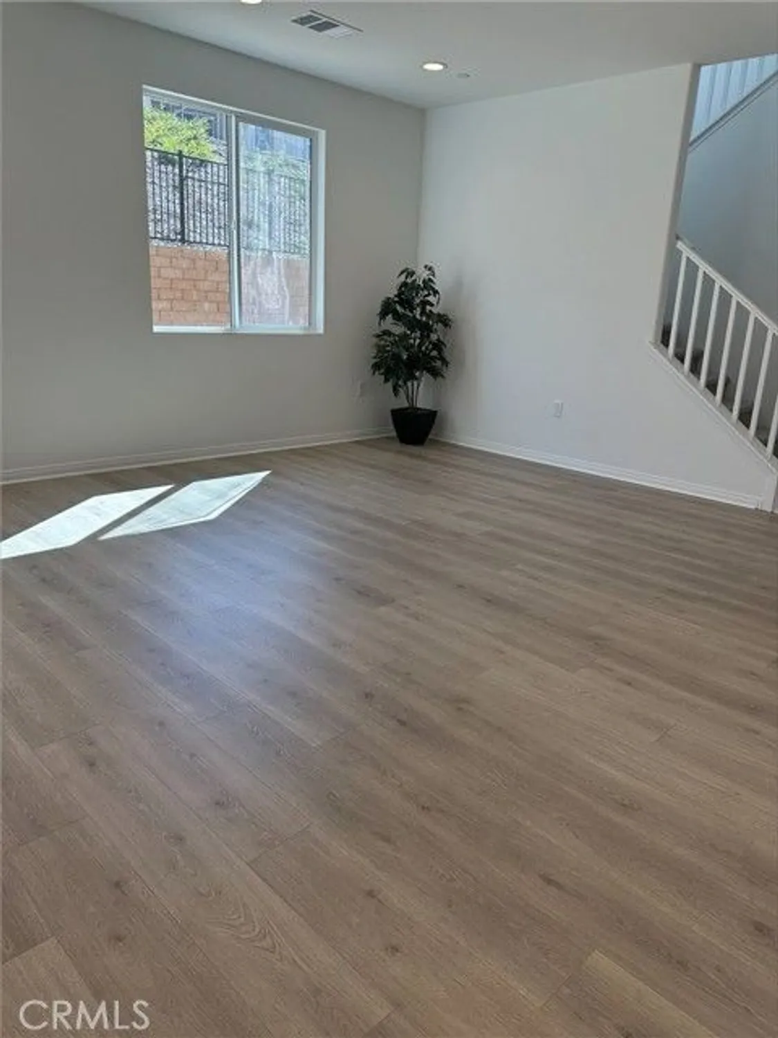 Property Slideshow image 7 of 14 | 23790 moonrise ct, Corona, CA, 92883