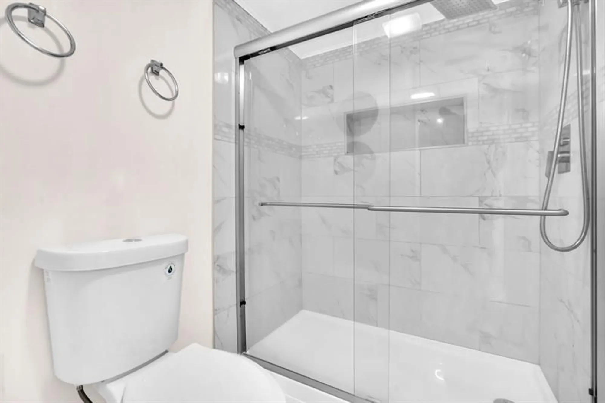 Property Slideshow image 18 of 26 | 4930 e sabal palm blvd 414, Tamarac, FL, 33319