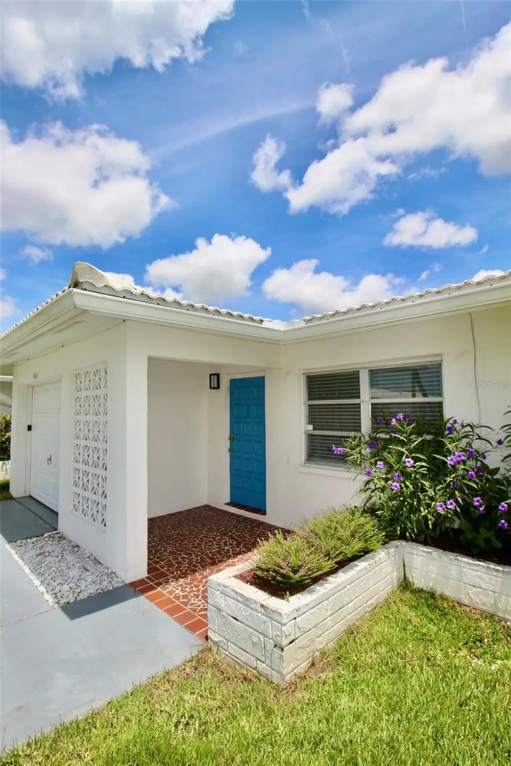 Property Slideshow image 8 of 47 | 3643 mainlands blvd, Pinellas Park, FL, 33782