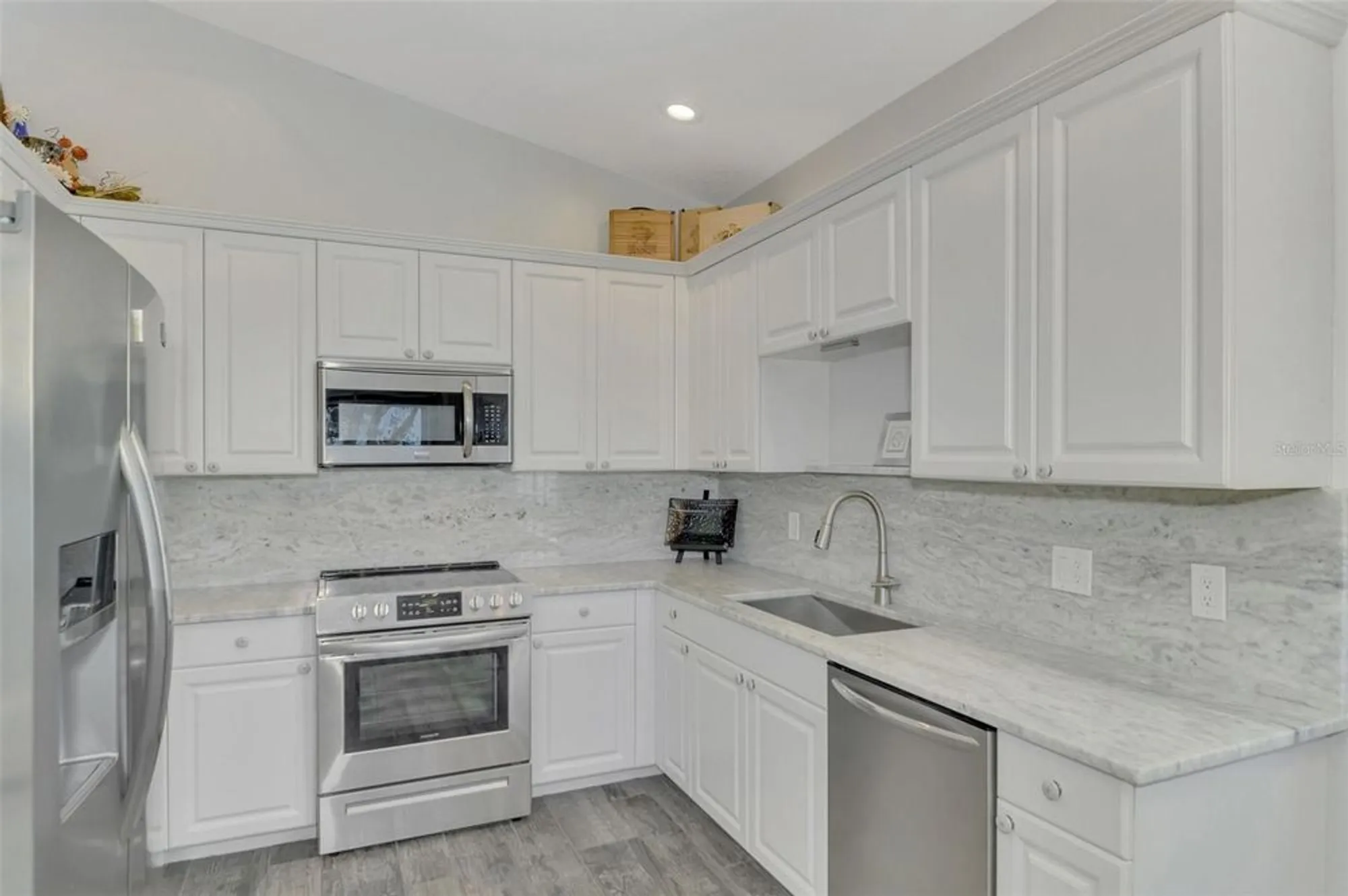 Property Slideshow image 19 of 81 | 3303 grand vista ct unit 201, Port Charlotte, FL, 33953