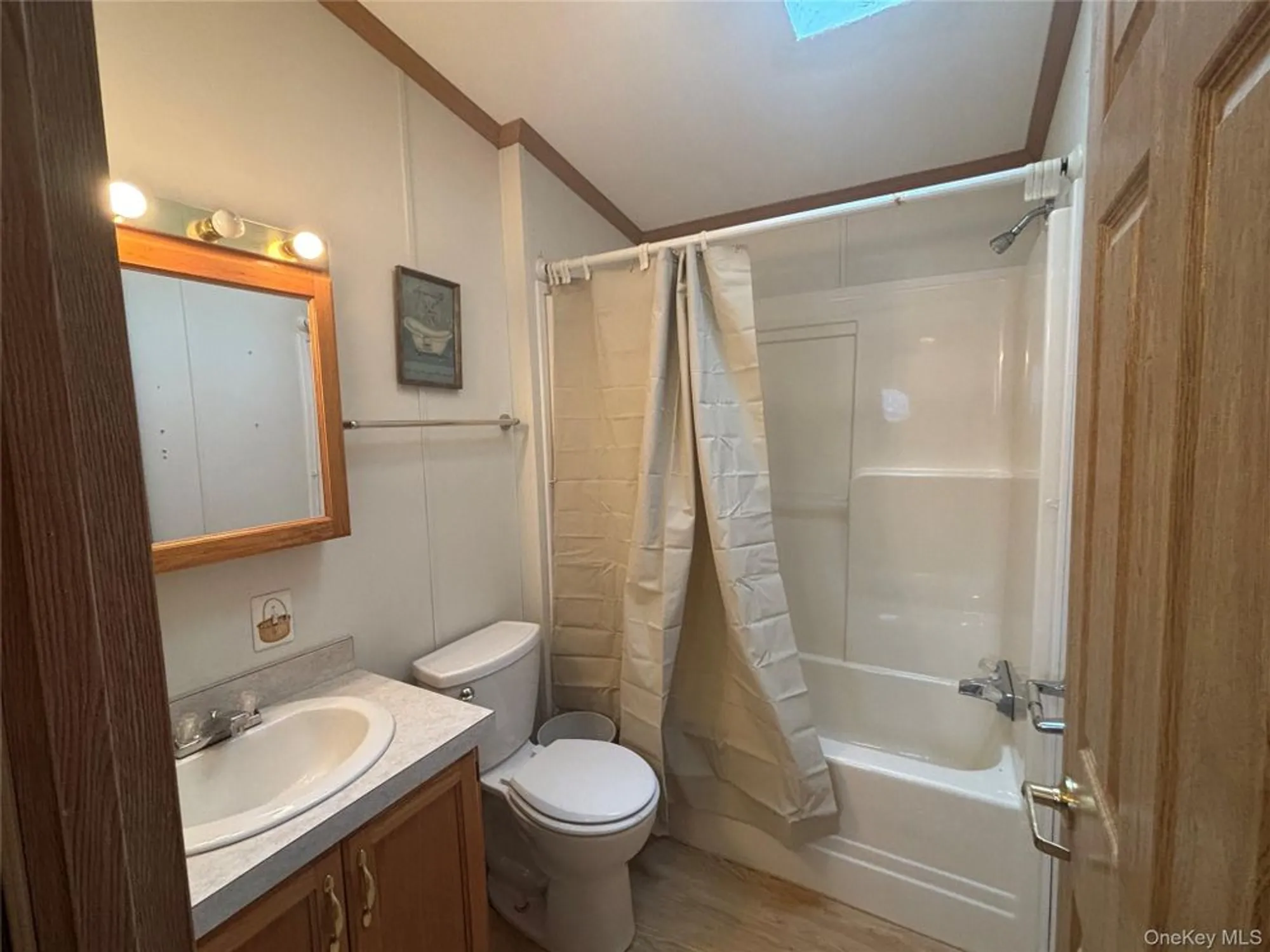 Property Slideshow image 22 of 28 | 1661 old country rd unit 280, Riverhead, NY, 11901