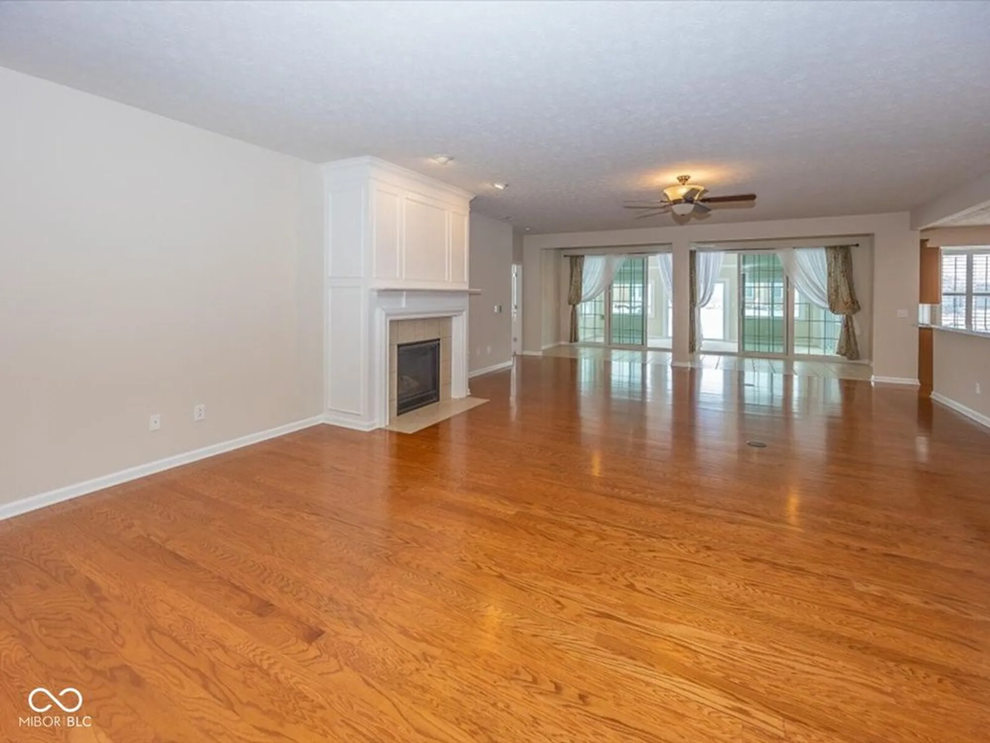 Property Slideshow image 10 of 50 | 16160 brookmere ave, Fishers, IN, 46037