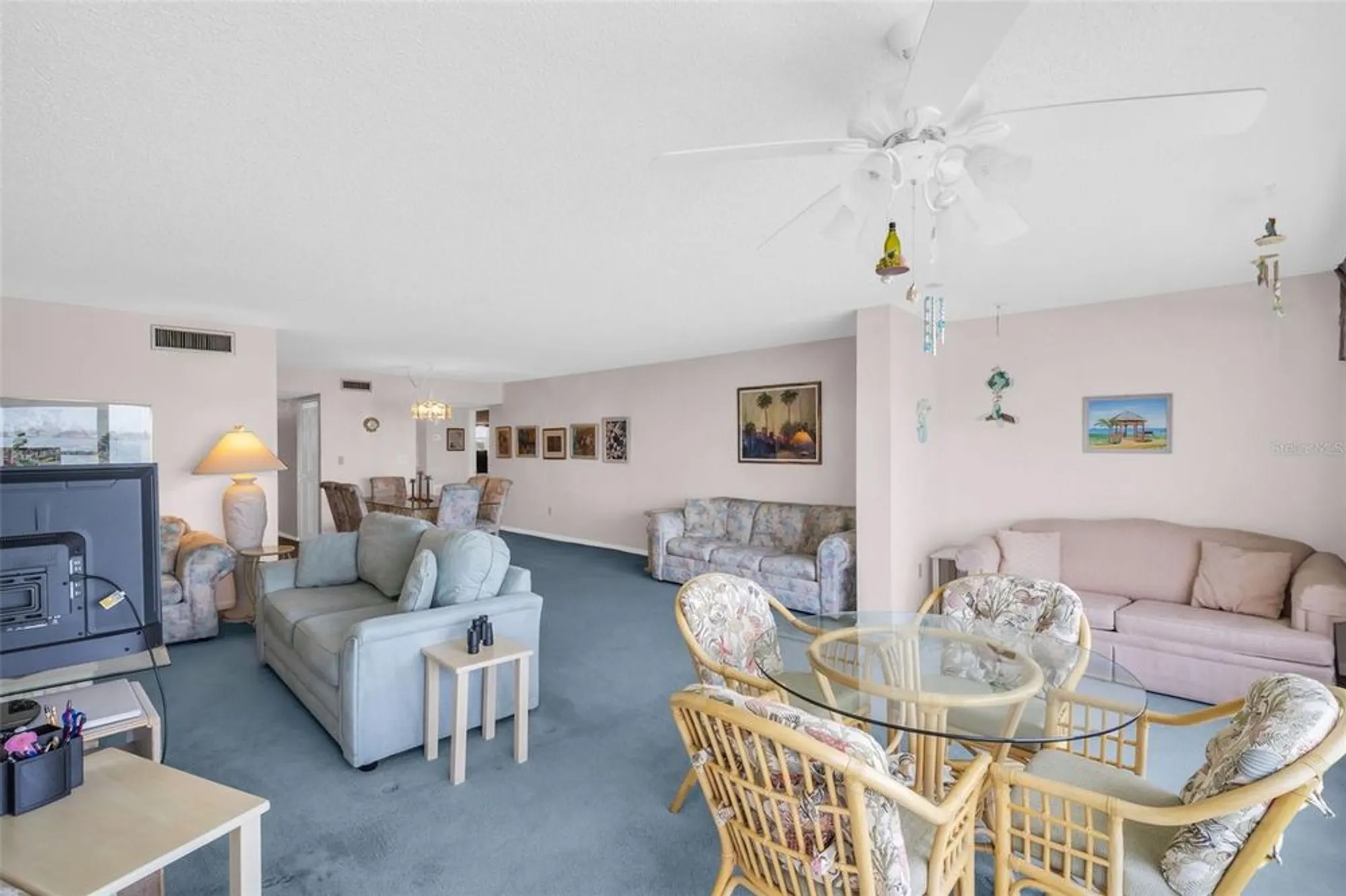 Property Slideshow image 11 of 28 | 5980 shore blvd 403, Gulfport, FL, 33707