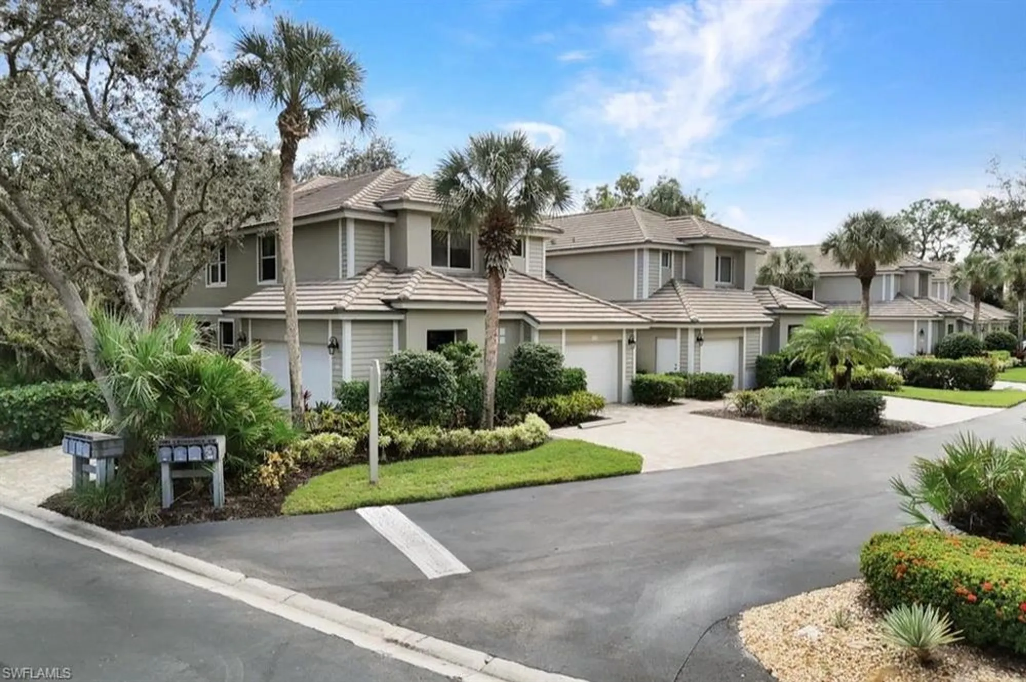 Property Slideshow image 29 of 36 | 3281 crossings ct 201, Bonita Springs, FL, 34134