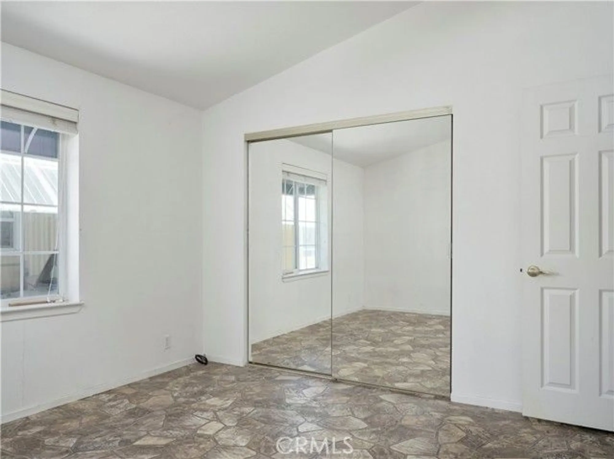Property Slideshow image 10 of 20 | 820 farnsworth dr 206, Arroyo Grande, CA, 93420