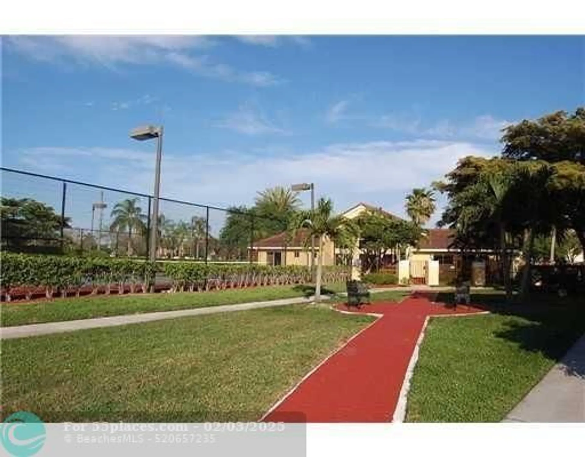 Property Slideshow image 3 of 15 | 7610 westwood dr apt 116, Tamarac, FL, 33321
