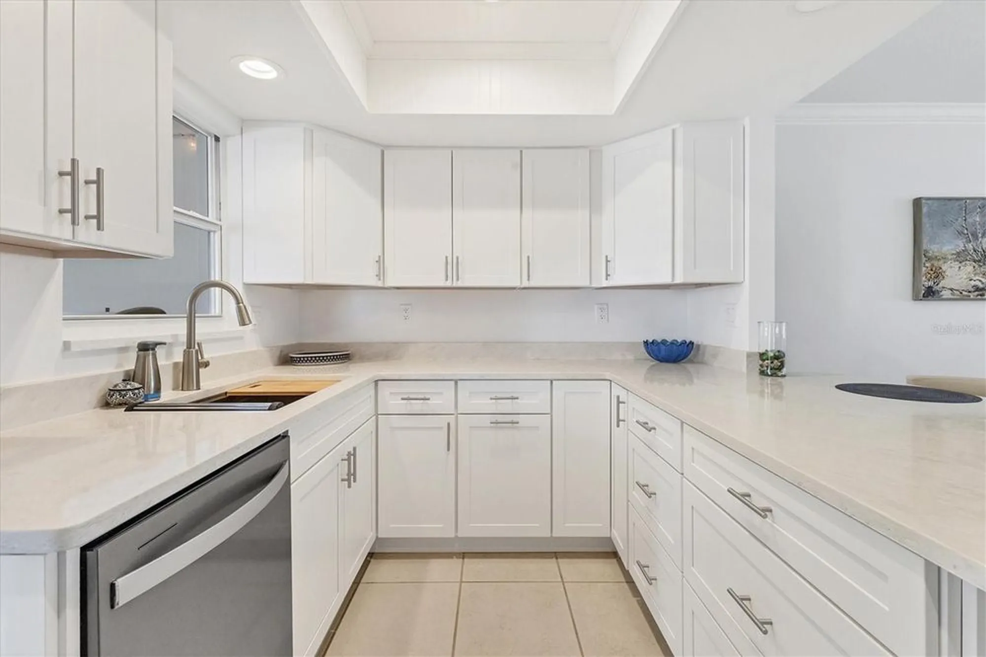 Property Slideshow image 16 of 53 | 608 fair winds dr, Nokomis, FL, 34275