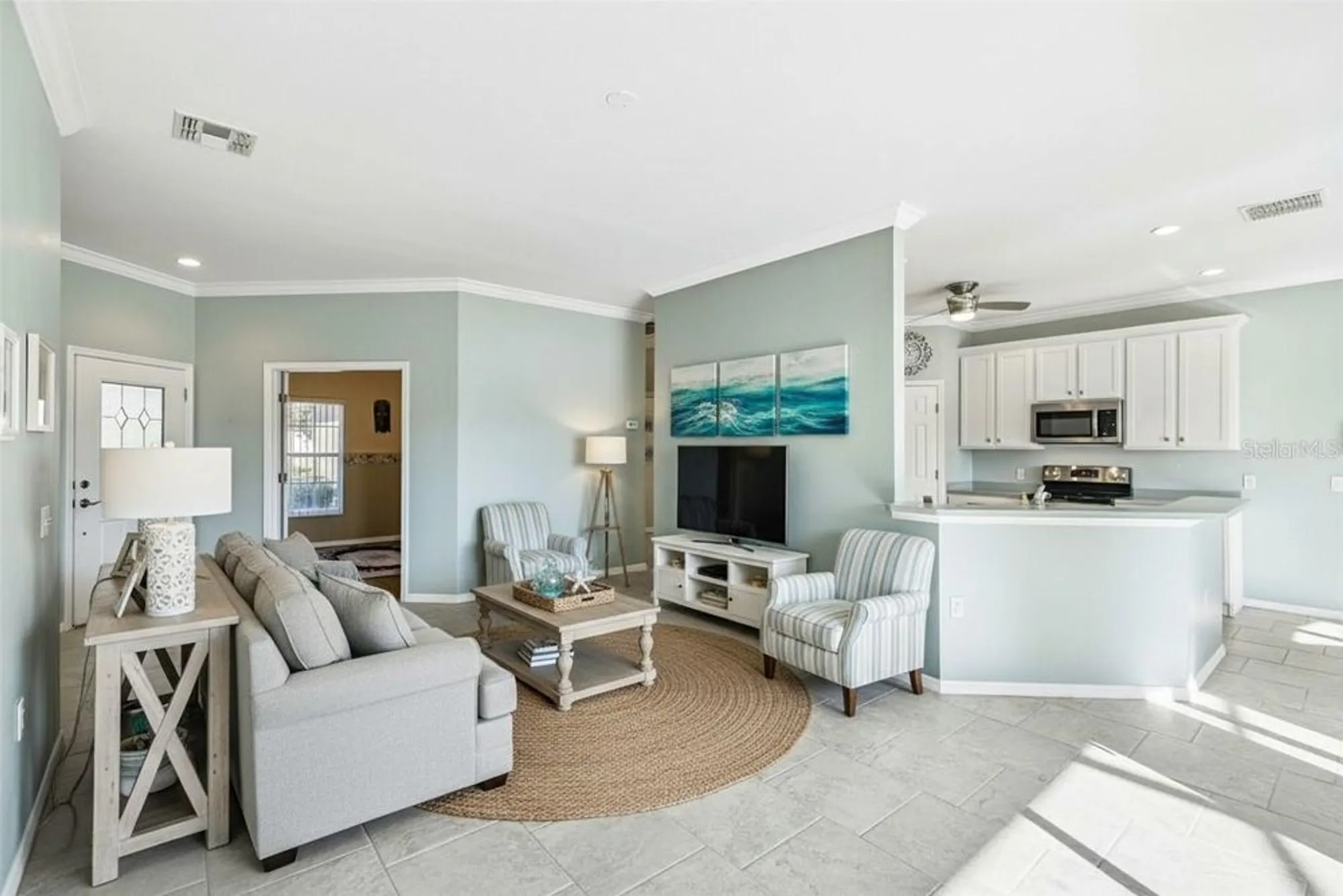 Property Slideshow image 8 of 54 | 219 largo dr, Kissimmee, FL, 34759