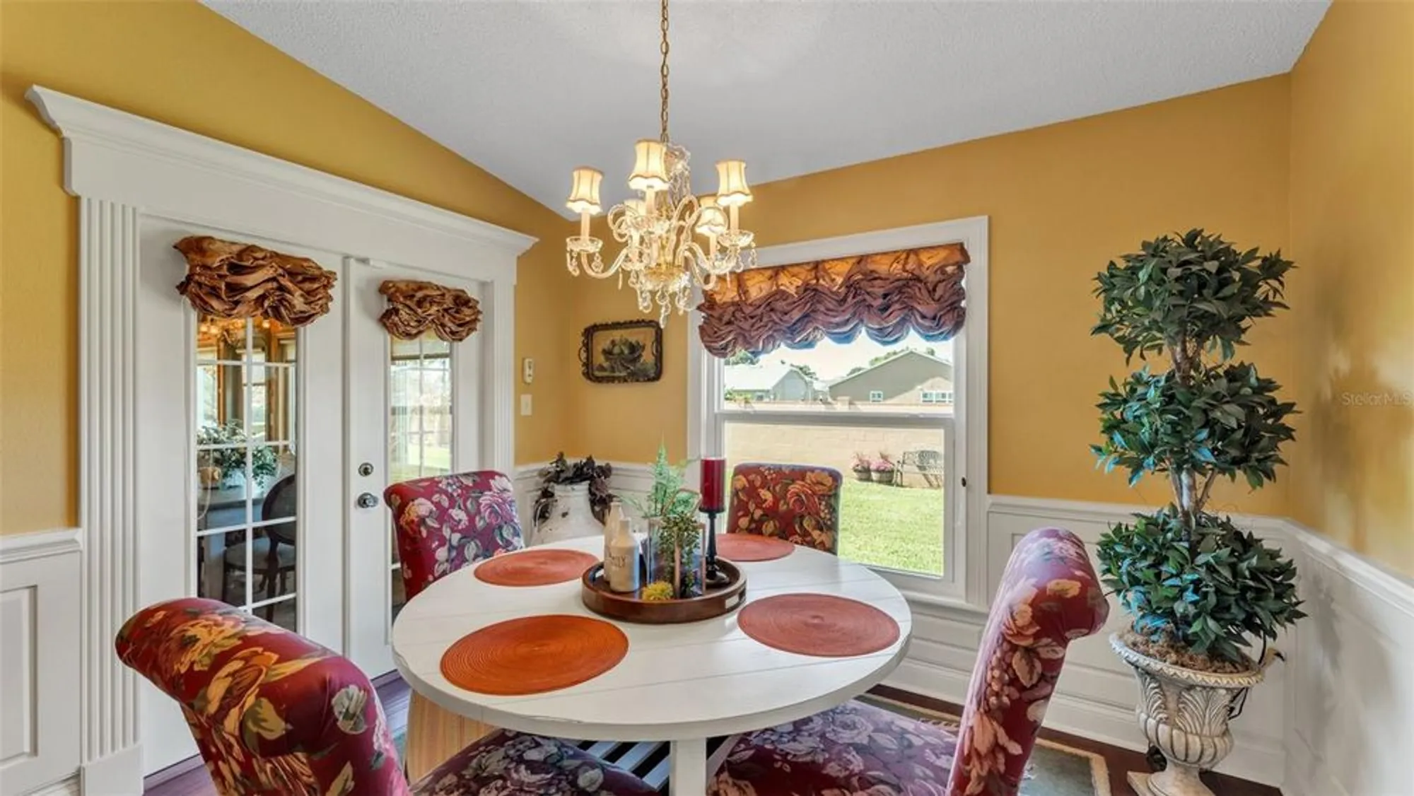 Property Slideshow image 6 of 49 | 6189 magpie dr, Lakeland, FL, 33809