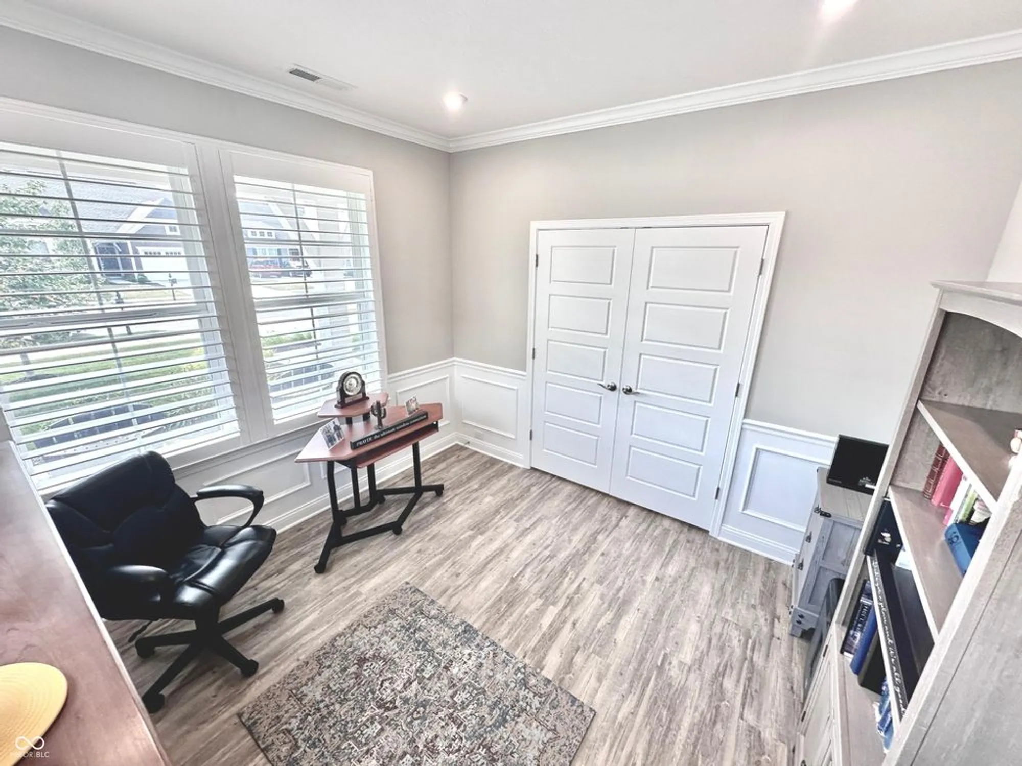 Property Slideshow image 15 of 51 | 5735 lyster ln, Indianapolis, IN, 46239