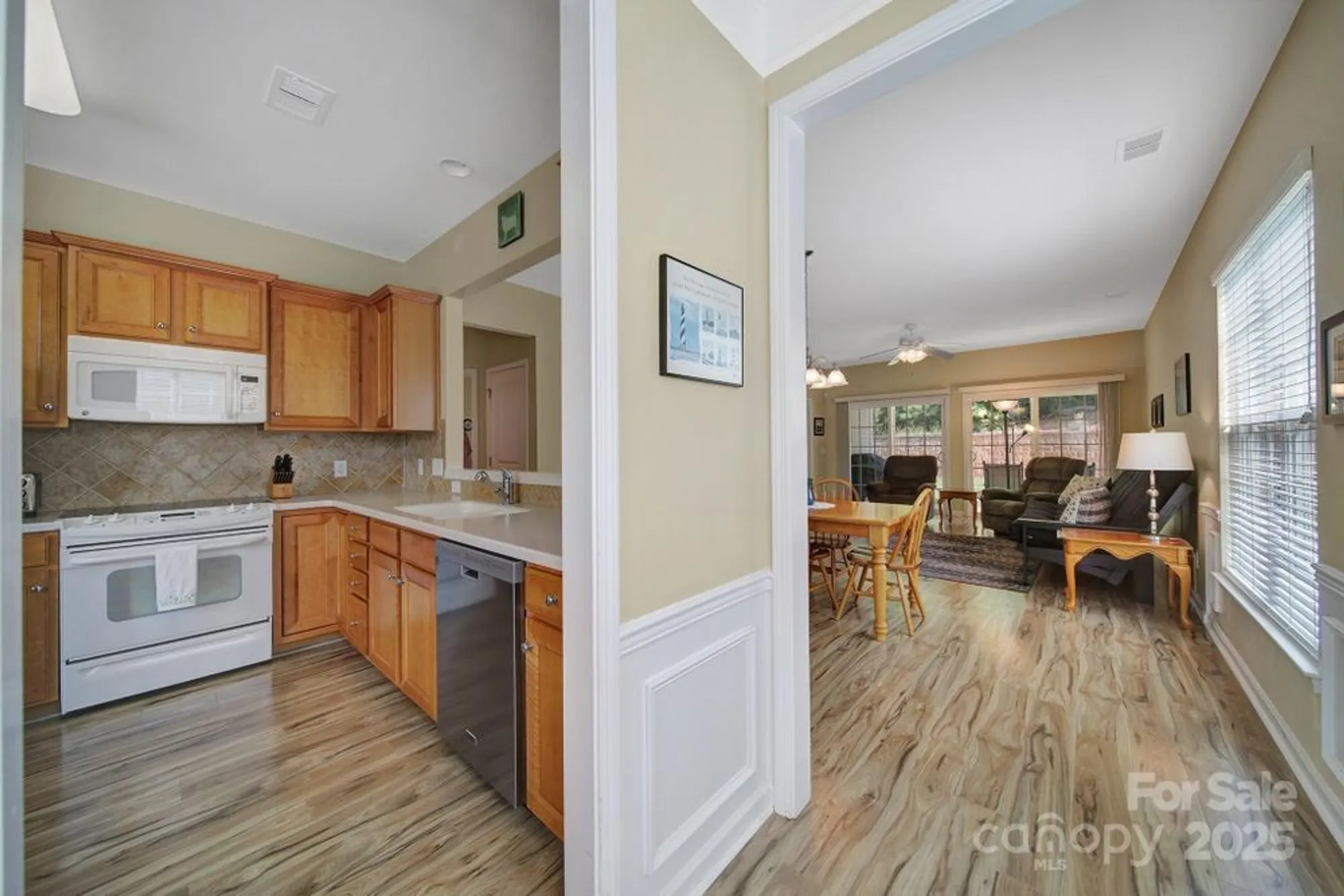 Property Slideshow image 3 of 43 | 21214 w tern ct, Fort Mill, SC, 29707