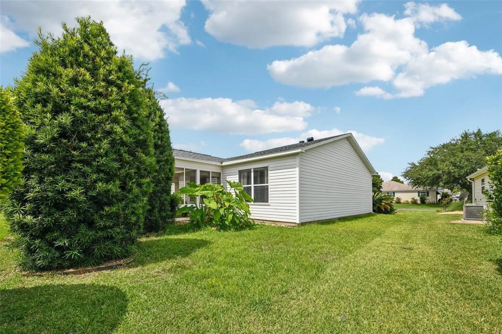 Property Slideshow image 31 of 47 | 8039 se 174th belhaven loop, The Villages, FL, 32162