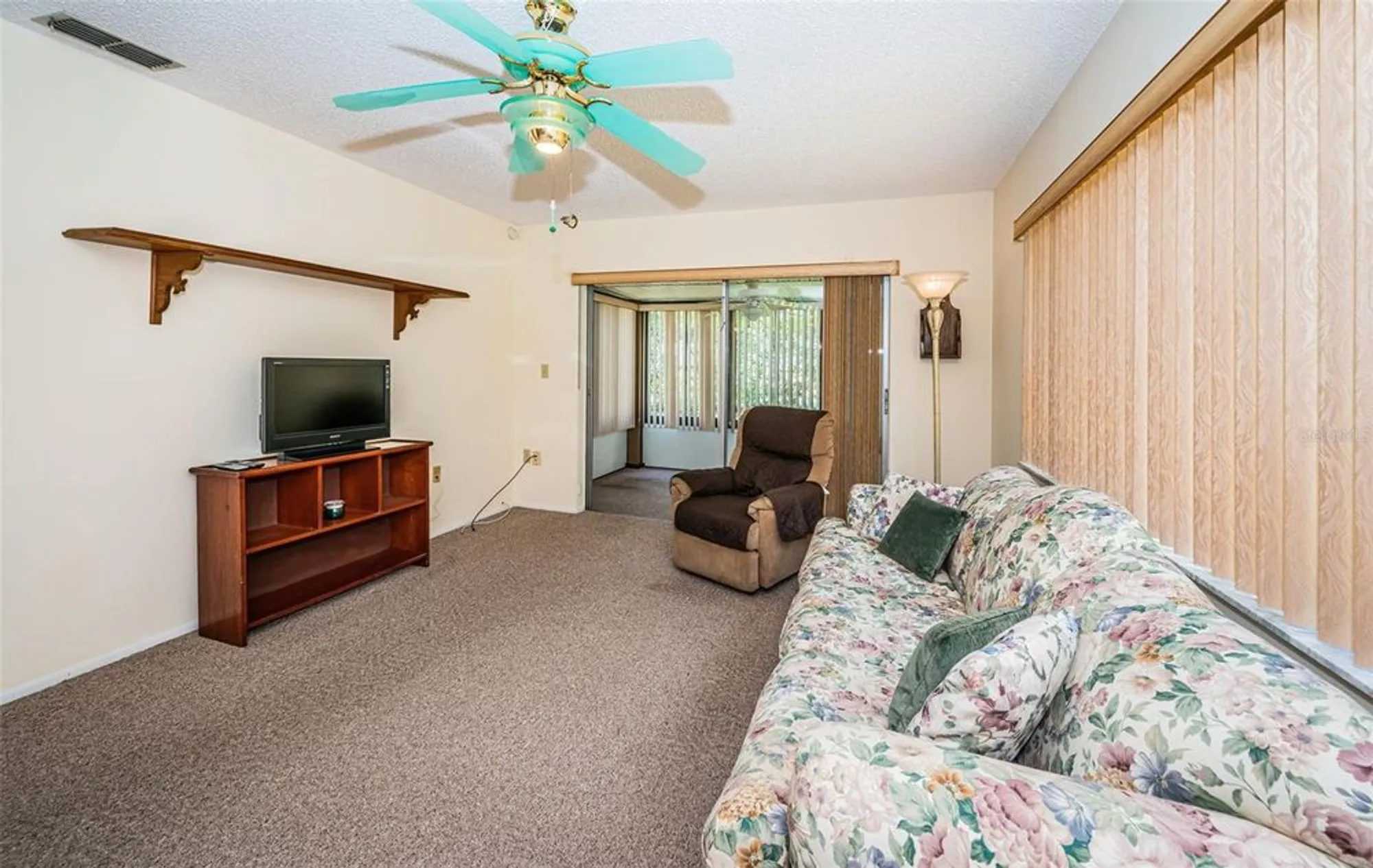 Property Slideshow image 14 of 70 | 3838 lanyard ct b, New Port Richey, FL, 34652