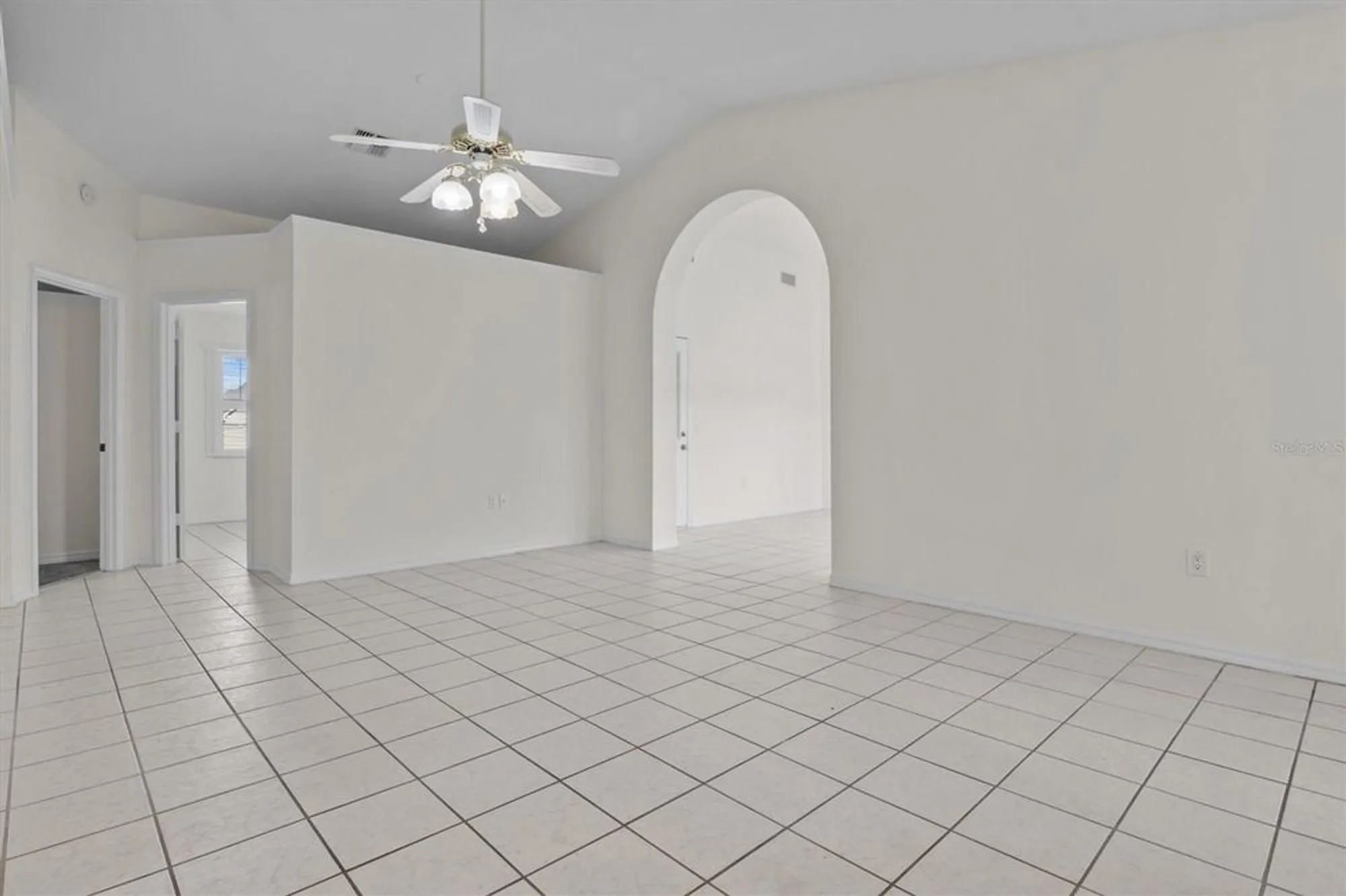 Property Slideshow image 6 of 26 | 6325 egret dr, Lakeland, FL, 33809