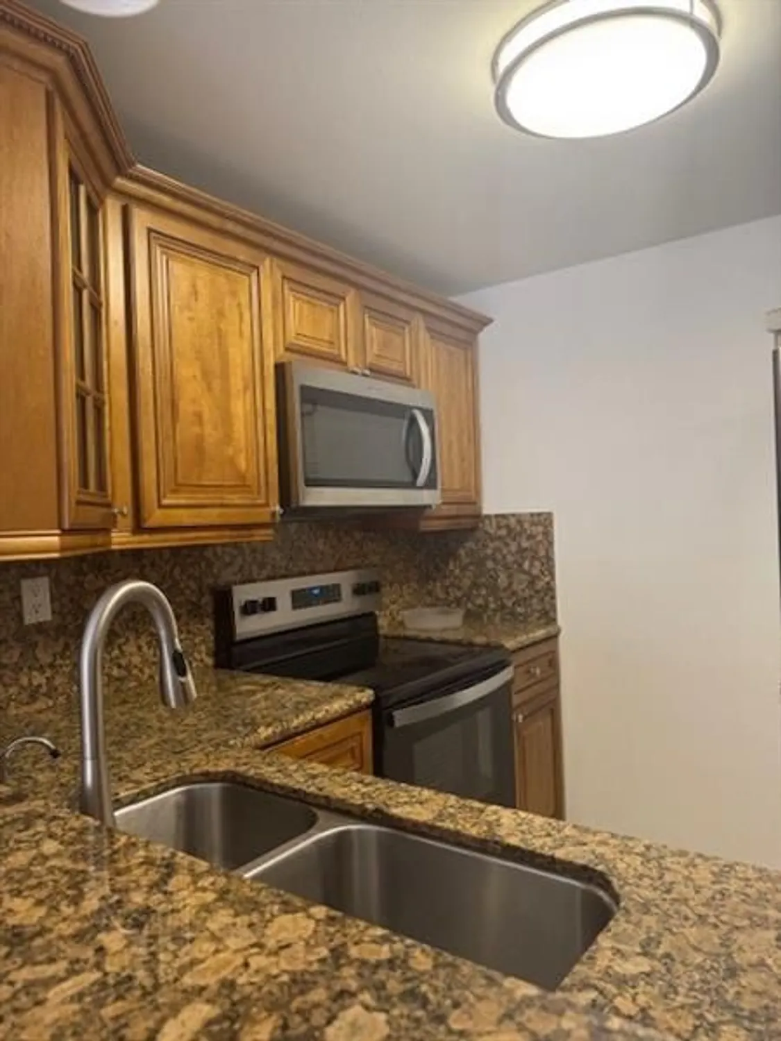 Property Slideshow image 4 of 21 | 9091 lime bay blvd apt 109, Tamarac, FL, 33321