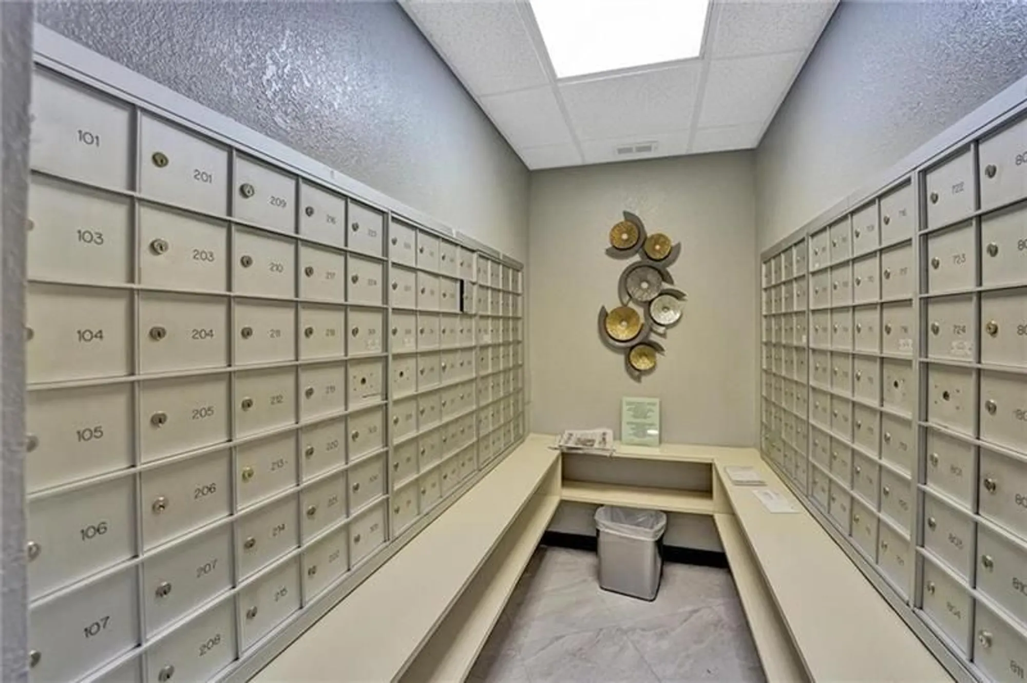 Property Slideshow image 4 of 30 | 1000 saint charles pl 220, Pembroke Pines, FL, 33026