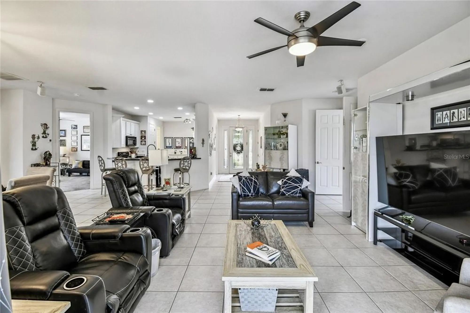 Property Slideshow image 9 of 65 | 684 volterra blvd, Poinciana, FL, 34759