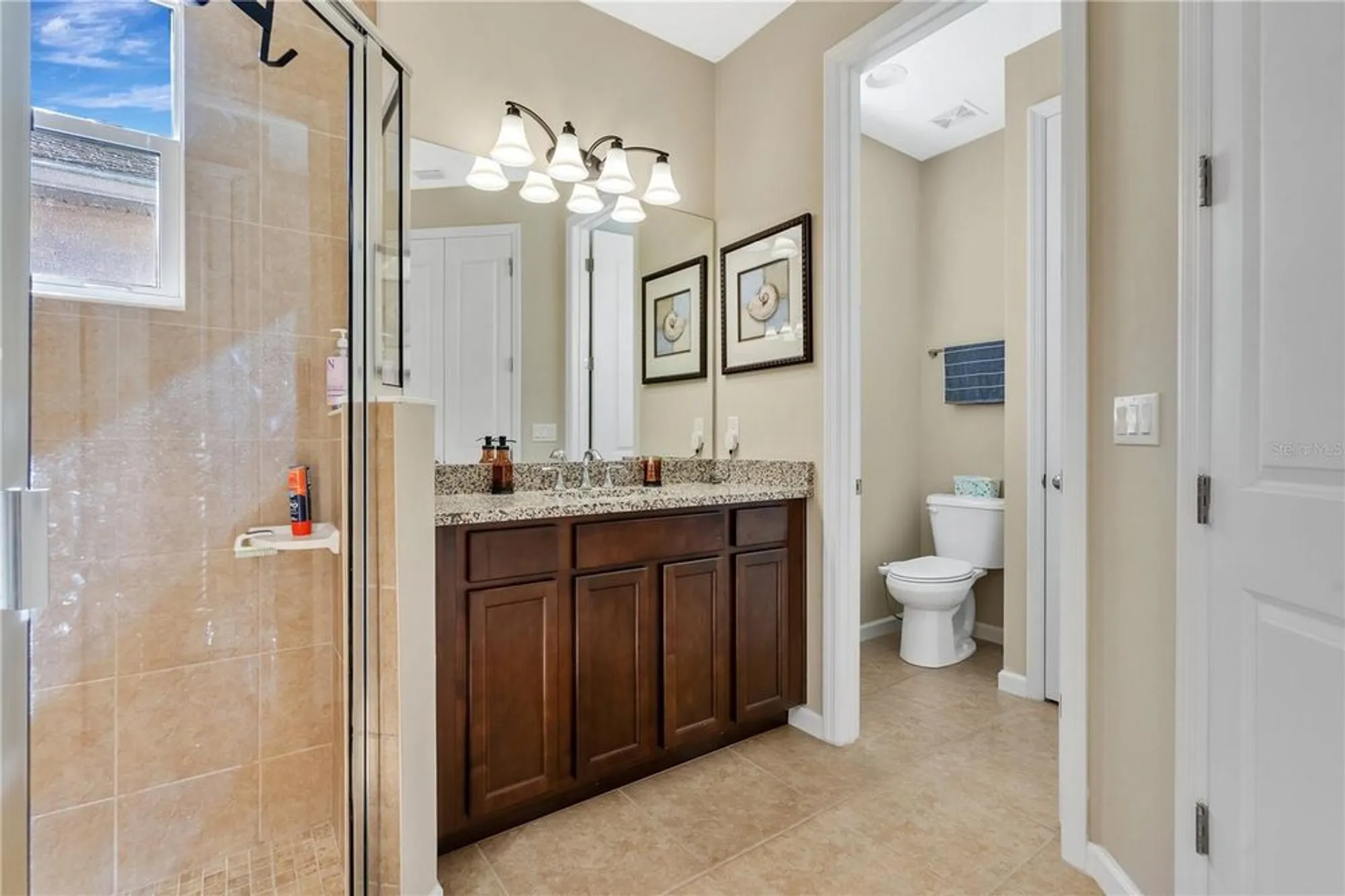 Property Slideshow image 16 of 36 | 161 old moss cir, Deland, FL, 32724