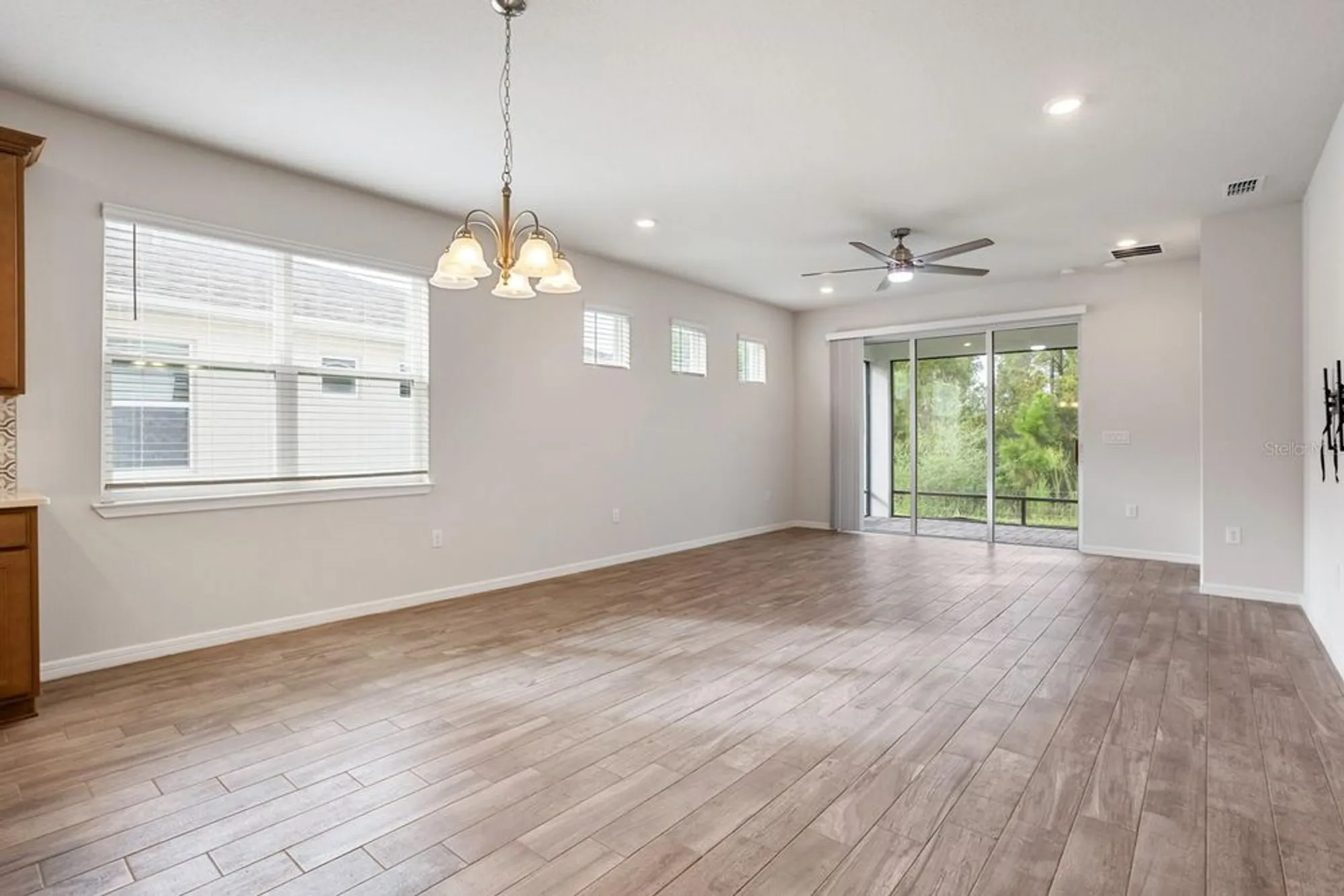 Property Slideshow image 9 of 40 | 2458 cliff way, Saint Cloud, FL, 34771