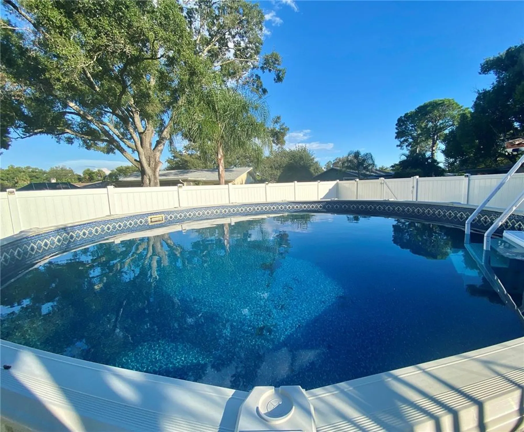 Property Slideshow image 25 of 39 | 1632 heather pl, Palm Harbor, FL, 34684