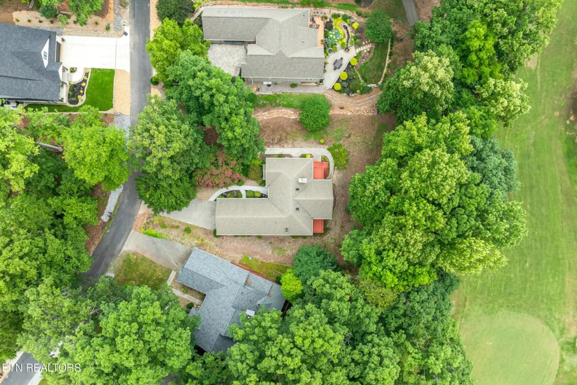 Property Slideshow image 44 of 58 | 123 inata cir, Loudon, TN, 37774