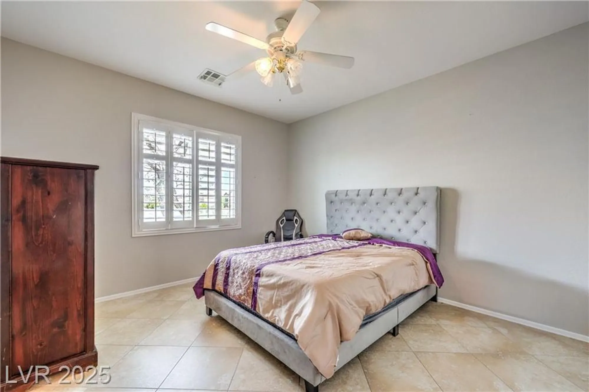 Property Slideshow image 27 of 37 | 2413 hamonah dr, Henderson, NV, 89044