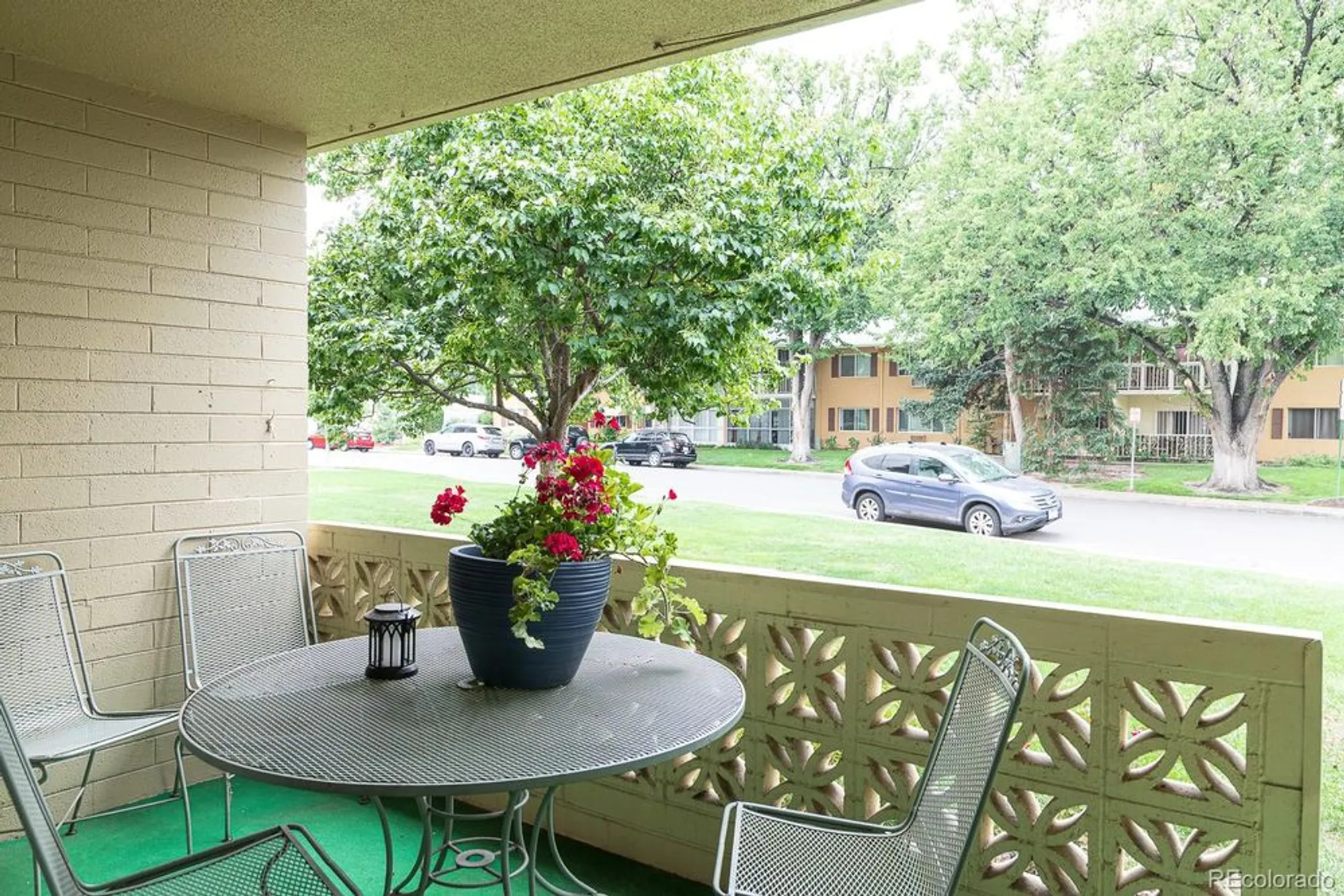 Property Slideshow image 4 of 32 | 710 s clinton st apt 11a, Denver, CO, 80247
