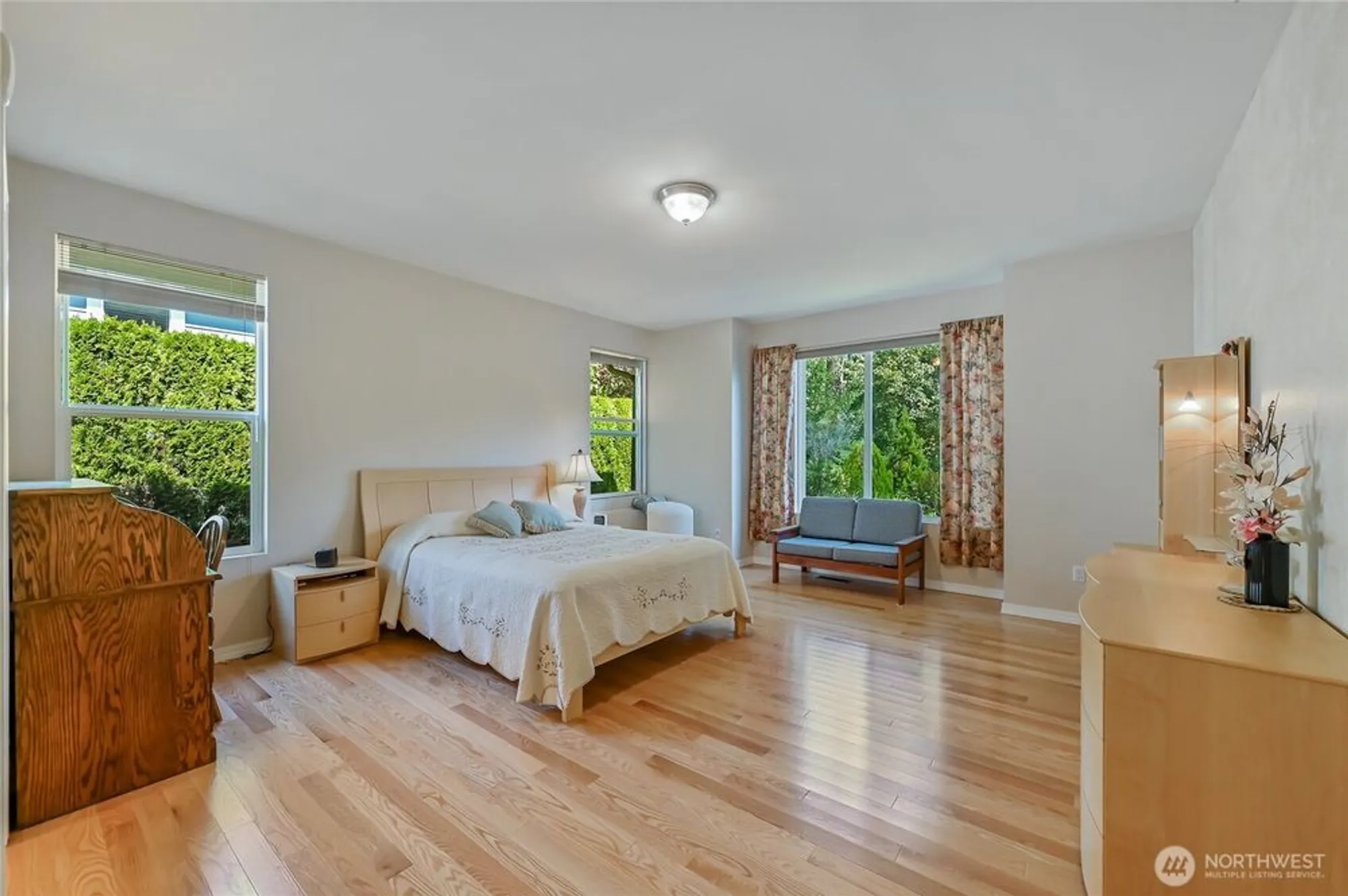 Property Slideshow image 19 of 38 | 24036 ne adair rd, Redmond, WA, 98053