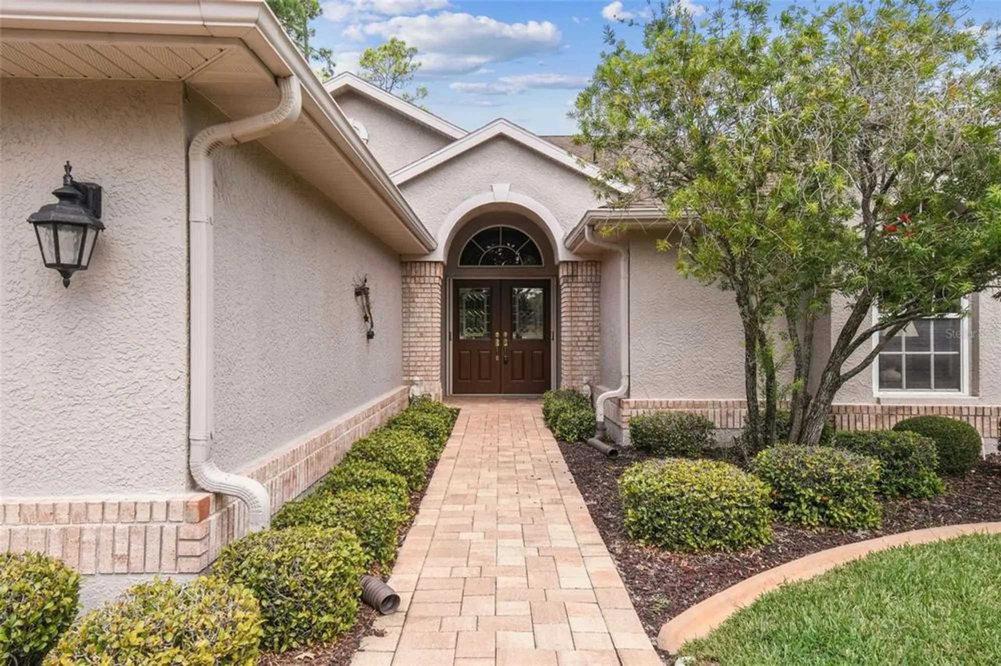 Property Slideshow image 5 of 86 | 8157 hidden hills dr, Spring Hill, FL, 34606