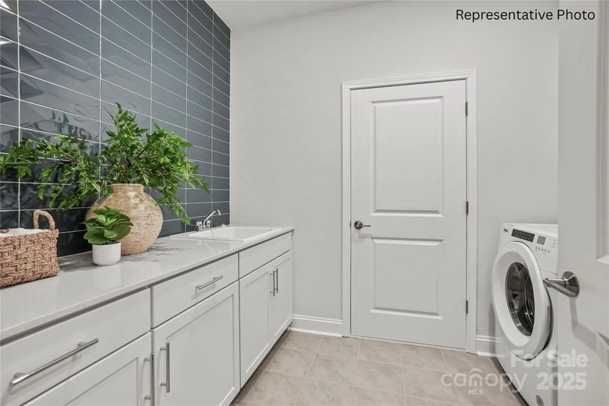 Property Slideshow image 9 of 15 | 2714 peak ct # 234, Belmont, NC, 28012