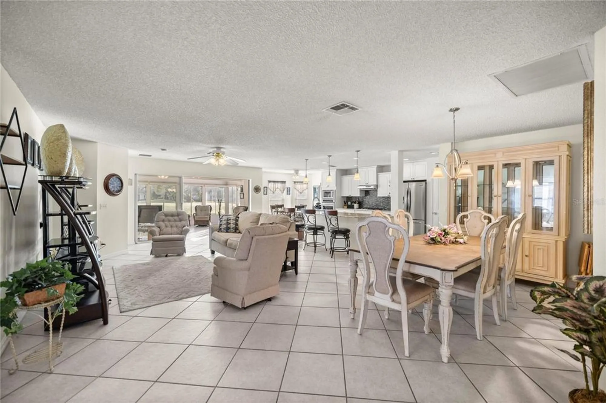 Property Slideshow image 4 of 31 | 9452 sw 93rd loop, Ocala, FL, 34481