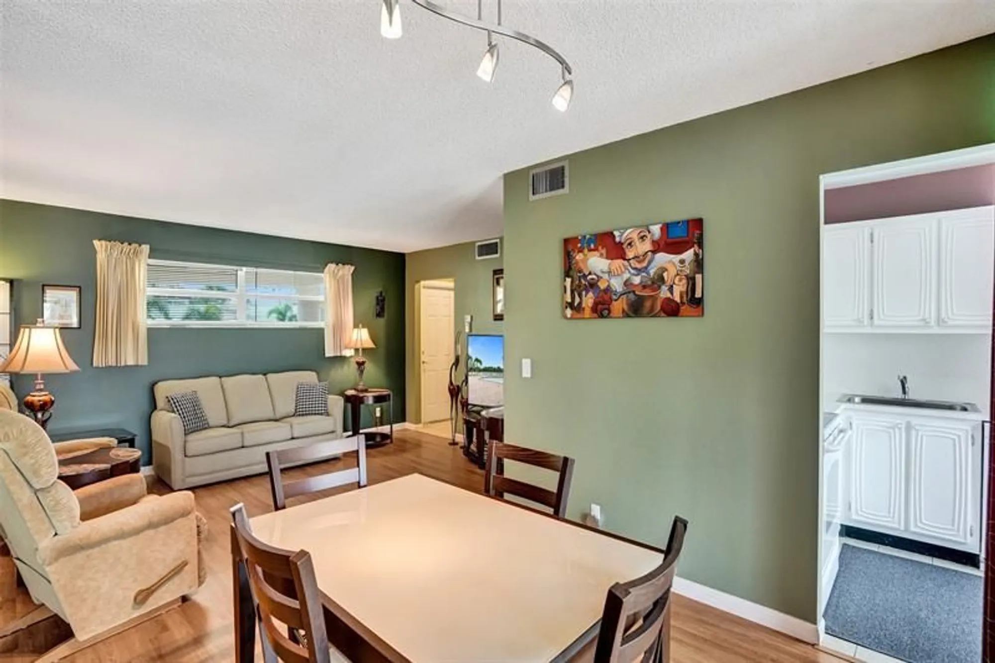 Property Slideshow image 9 of 38 | 32 colonial club dr apt 202, Boynton Beach, FL, 33435