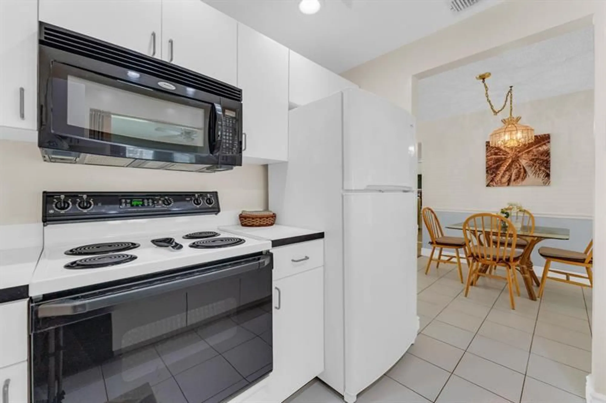 Property Slideshow image 15 of 40 | 2641 w golf blvd, Pompano Beach, FL, 33064