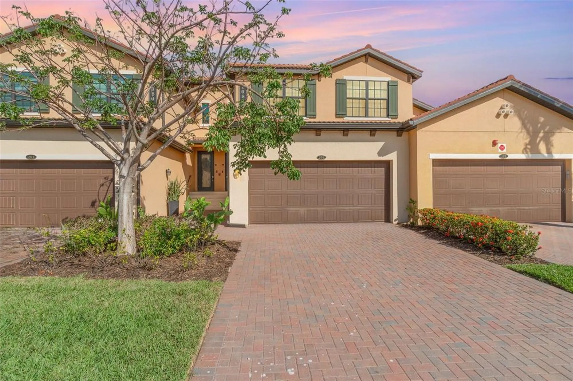 Property Slideshow image 1 of 33 | 10800 tarflower dr 202, Venice, FL, 34293