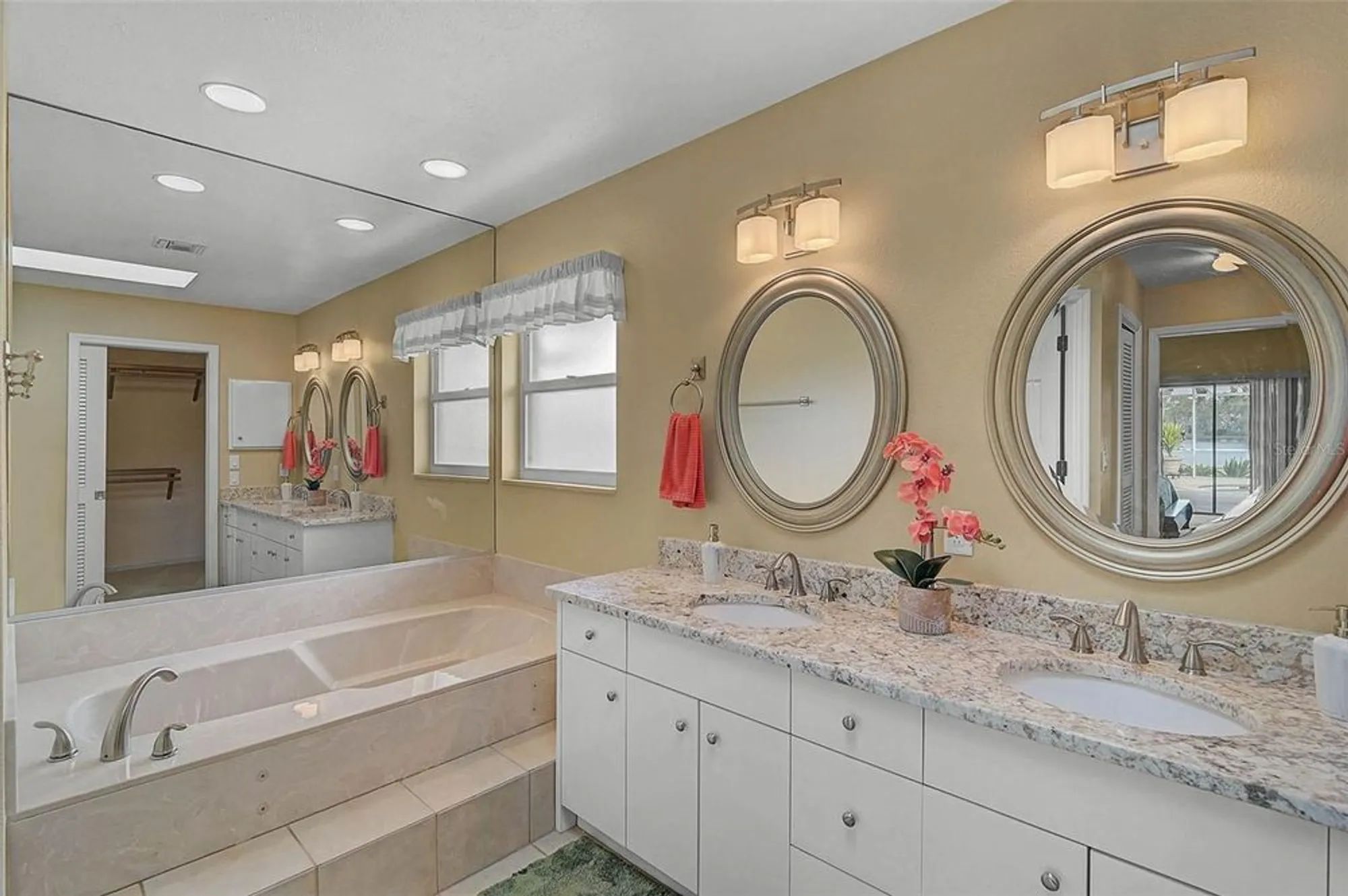Property Slideshow image 25 of 62 | 7570 links ct, Sarasota, FL, 34243