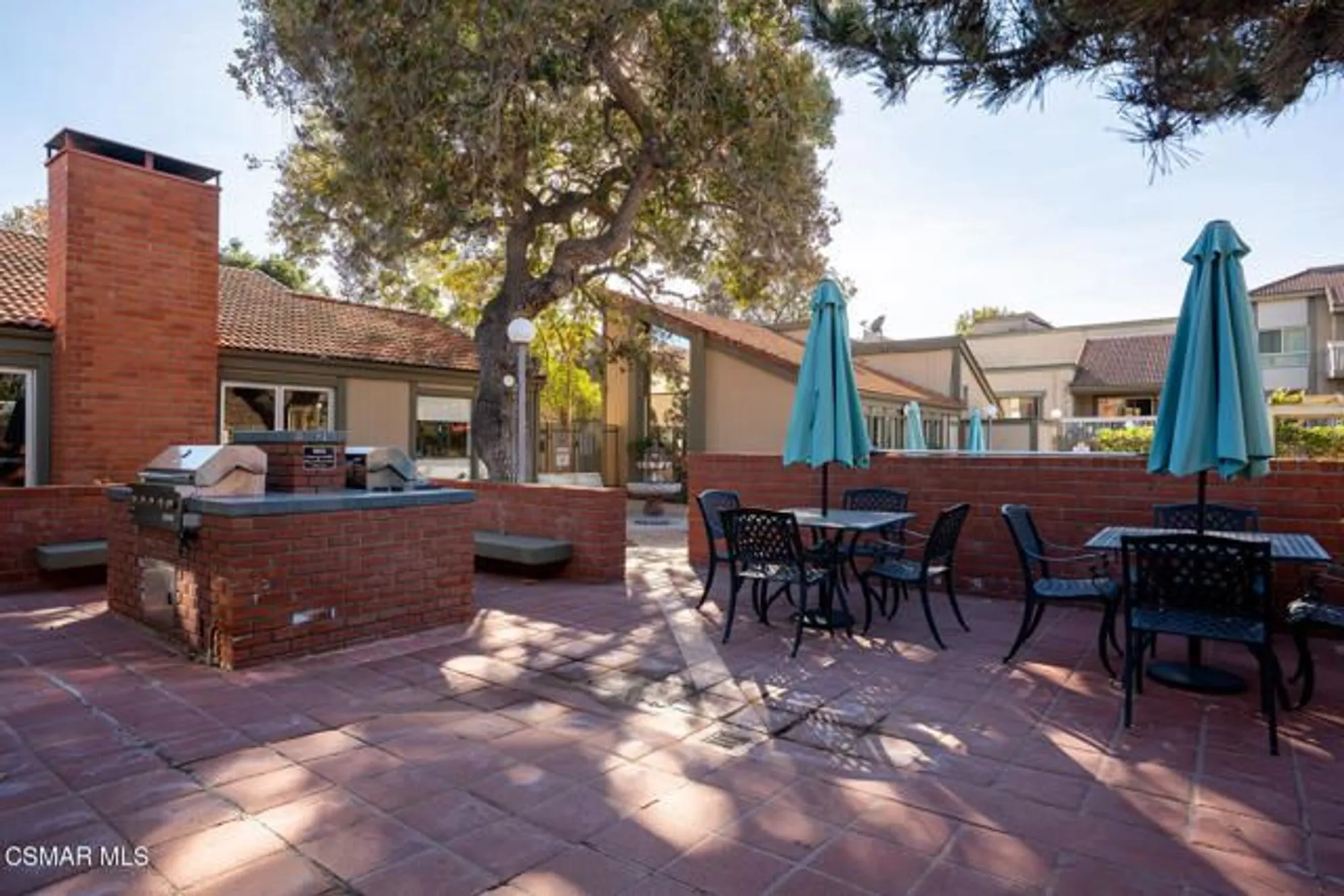 Property Slideshow image 18 of 20 | 327 chestnut hill ct 11, Thousand Oaks, CA, 91360