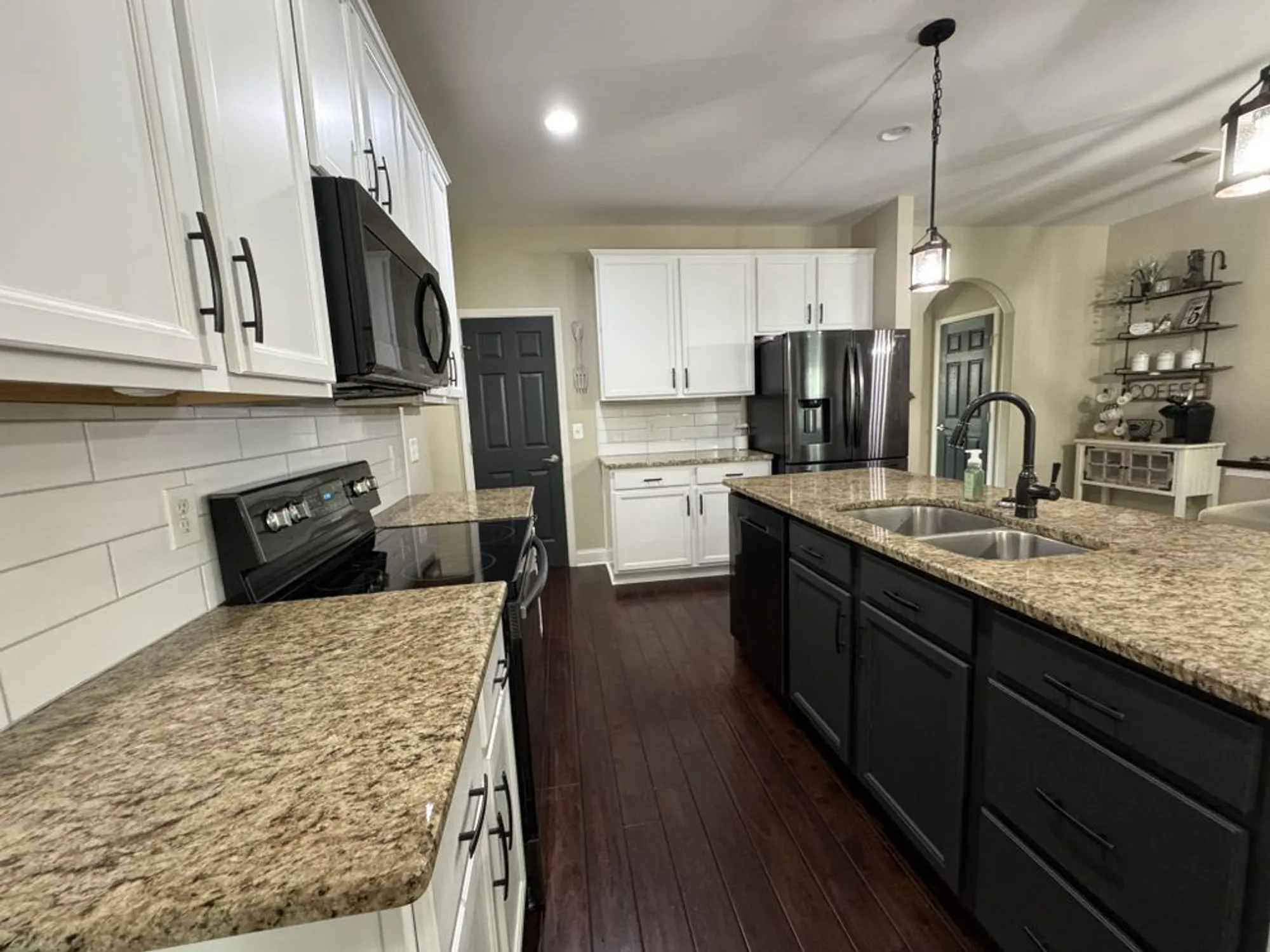Property Slideshow image 7 of 39 | 609 saddlestone dr, Lebanon, TN, 37090