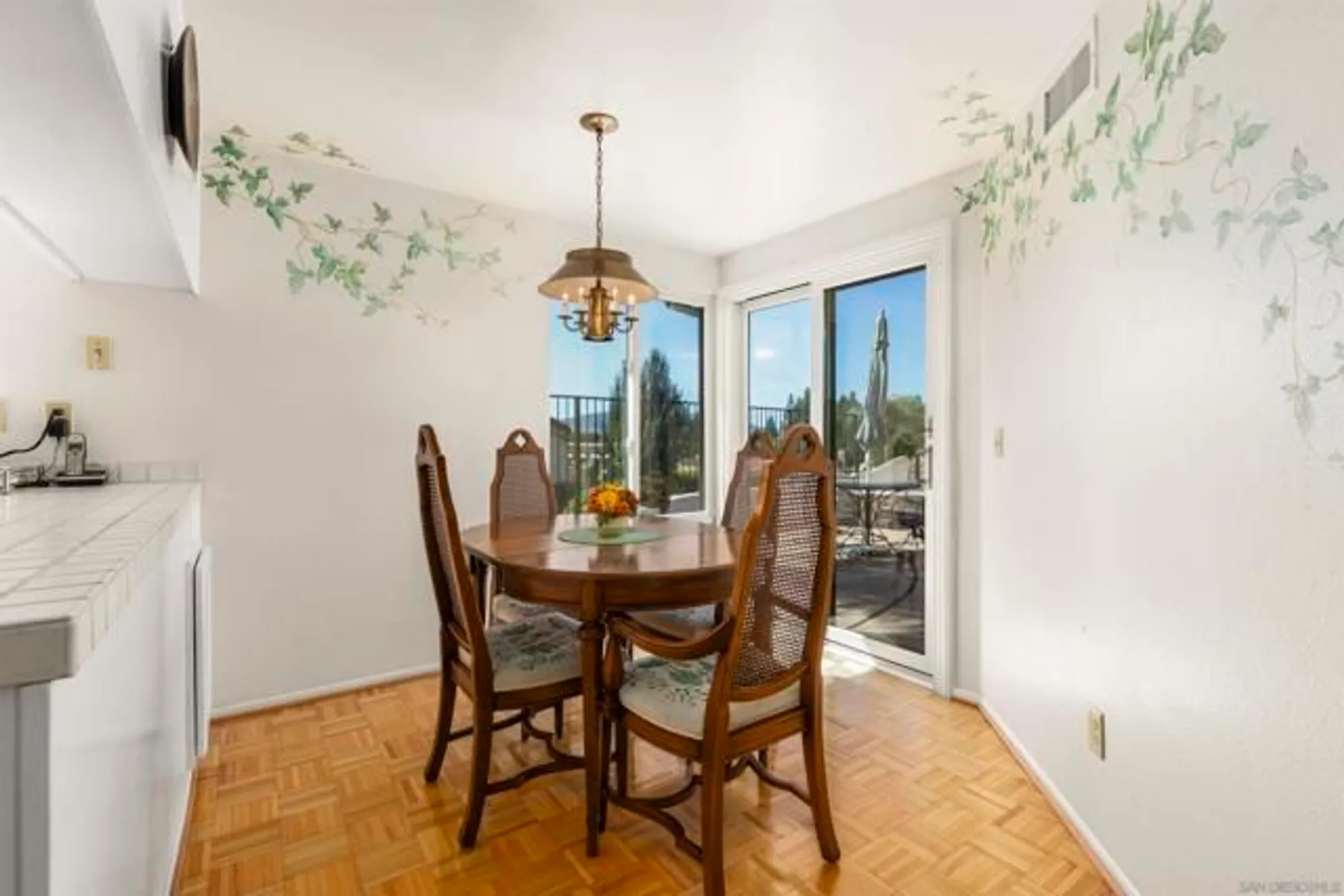 Property Slideshow image 11 of 75 | 17632 caminito hercuba, San Diego, CA, 92128