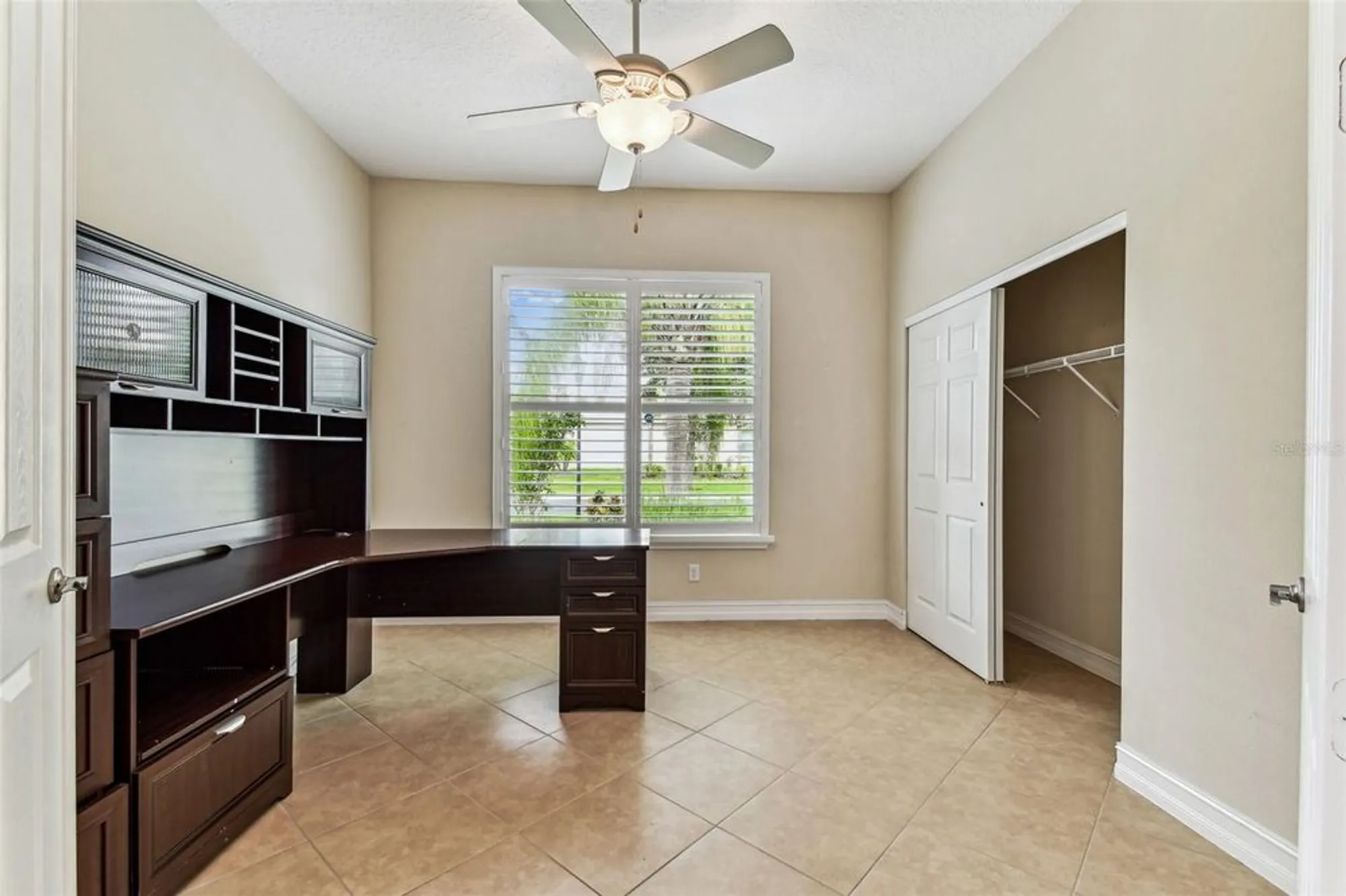 Property Slideshow image 22 of 100 | 16101 cape coral dr, Wimauma, FL, 33598