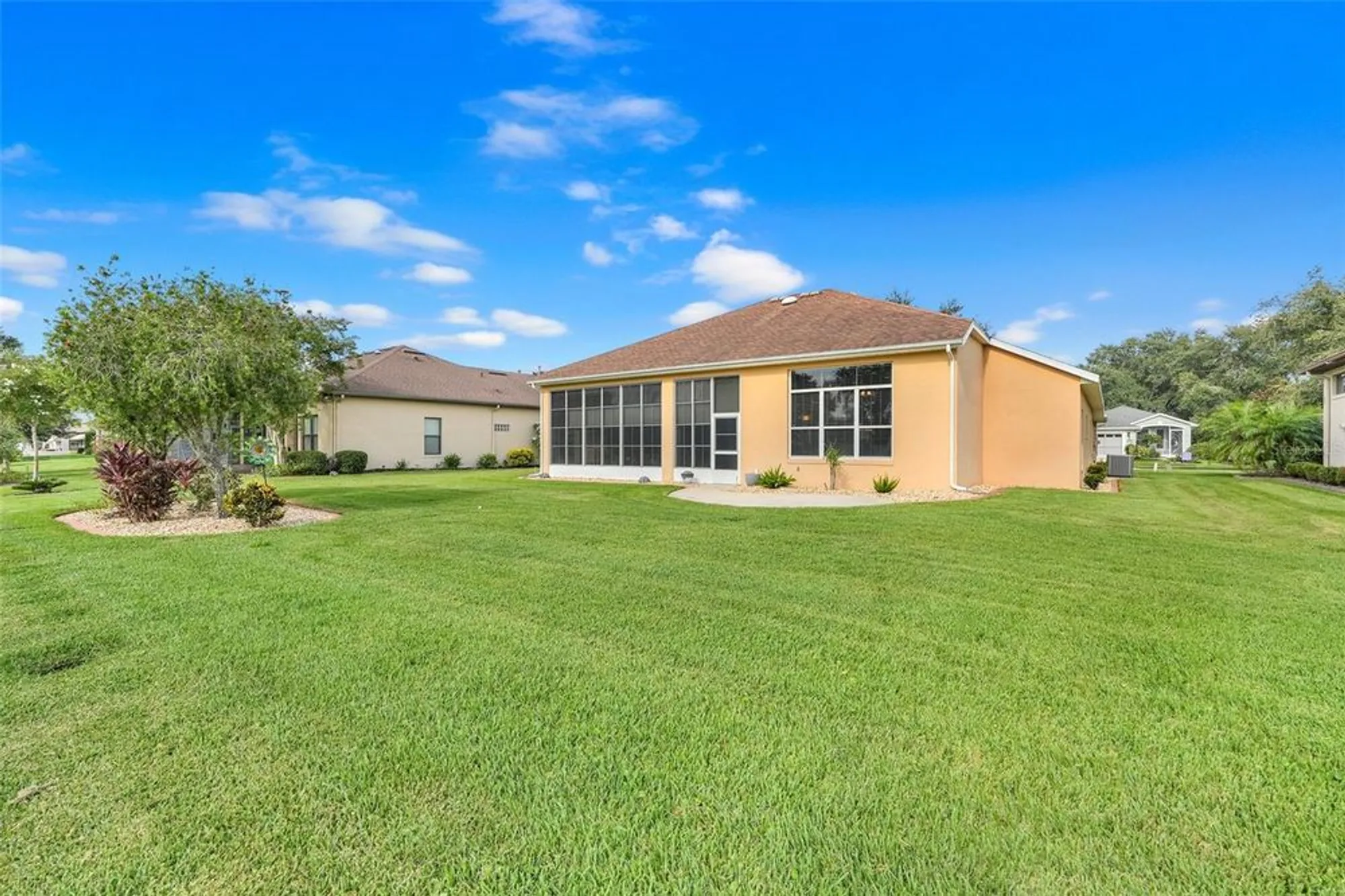 Property Slideshow image 37 of 40 | 27303 stoney brook dr, Leesburg, FL, 34748