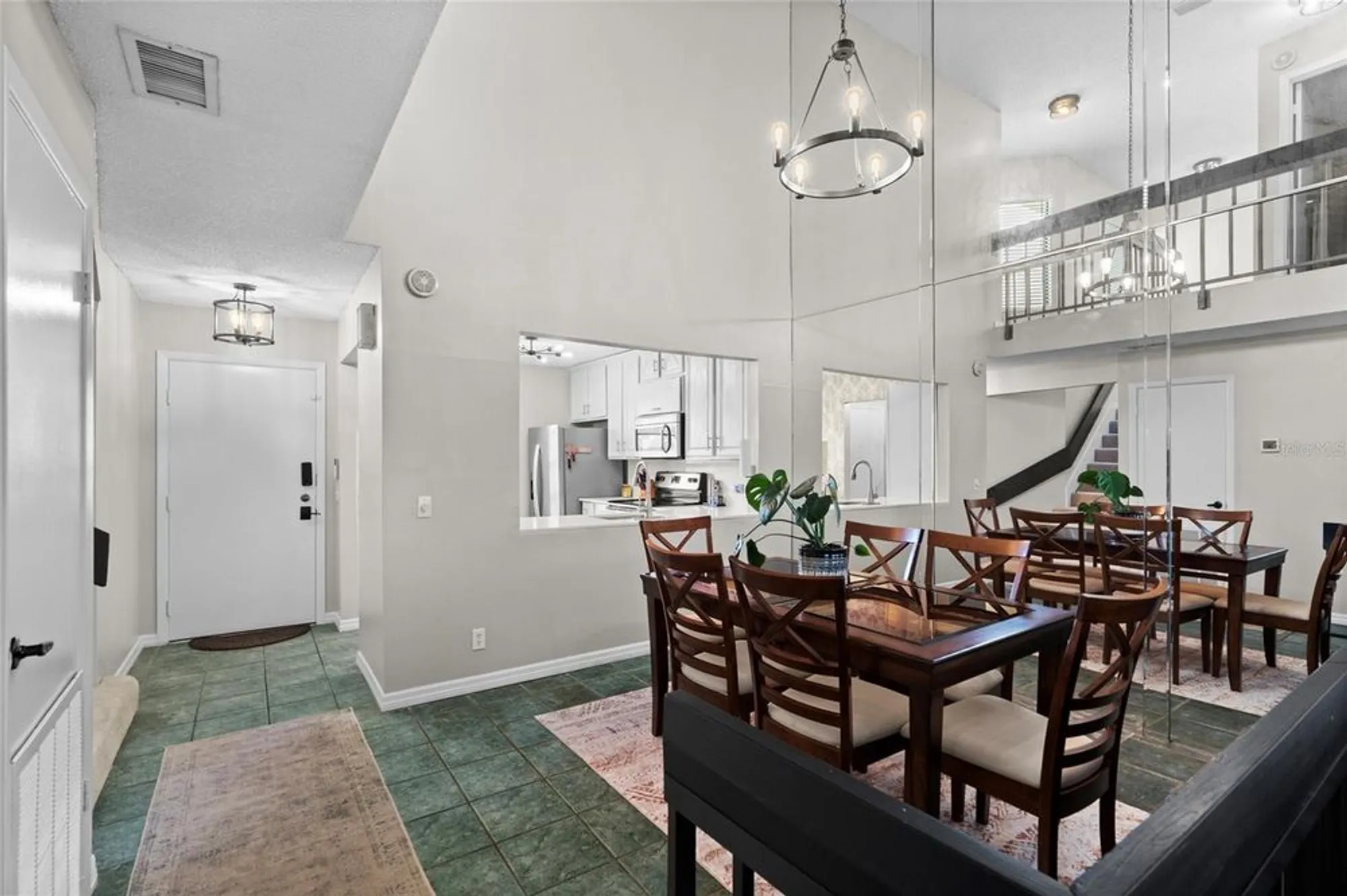 Property Slideshow image 19 of 52 | 6140 sun blvd unit 7, St Petersburg, FL, 33715