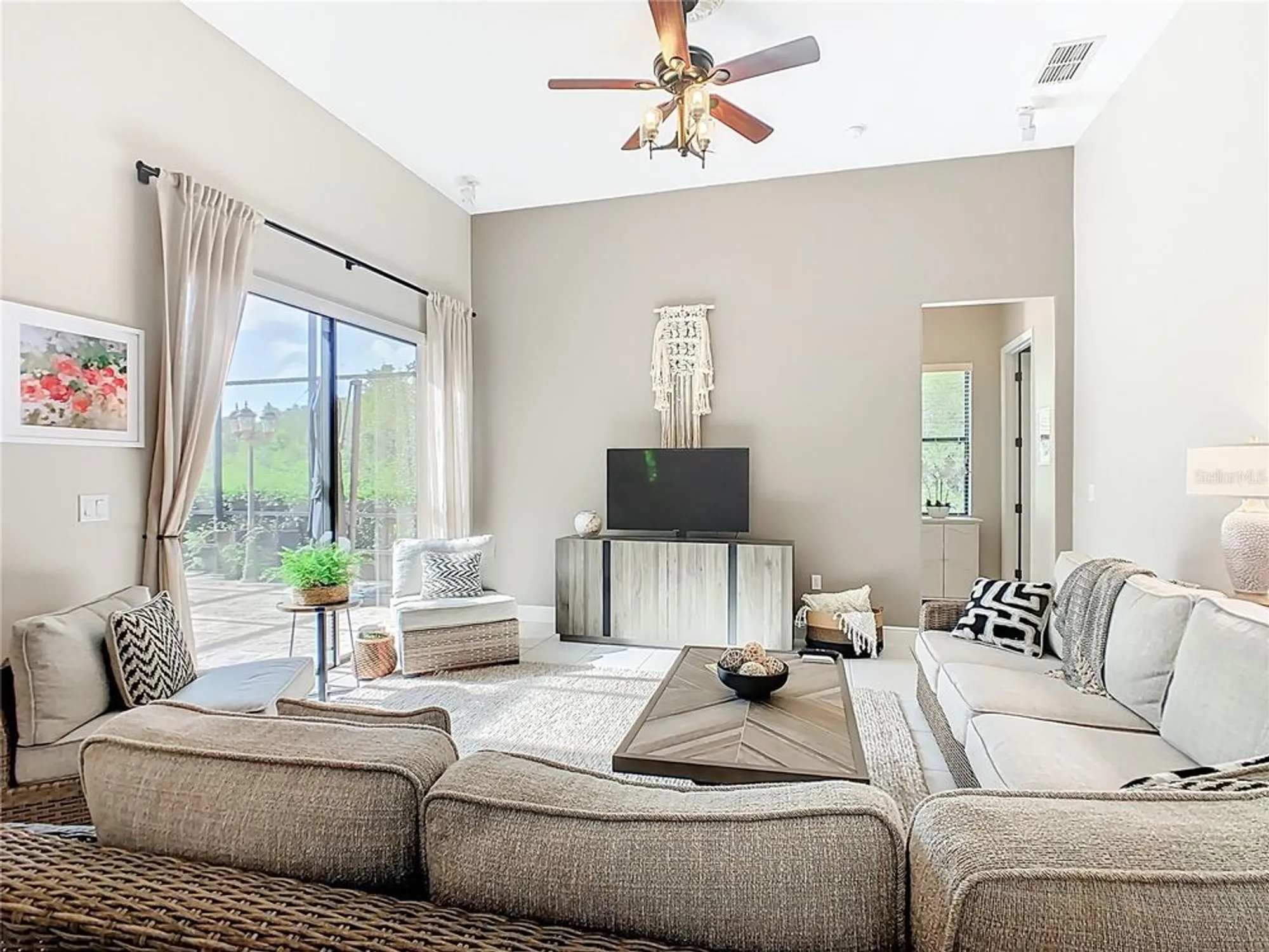Property Slideshow image 20 of 84 | 915 san raphael st, Poinciana, FL, 34759