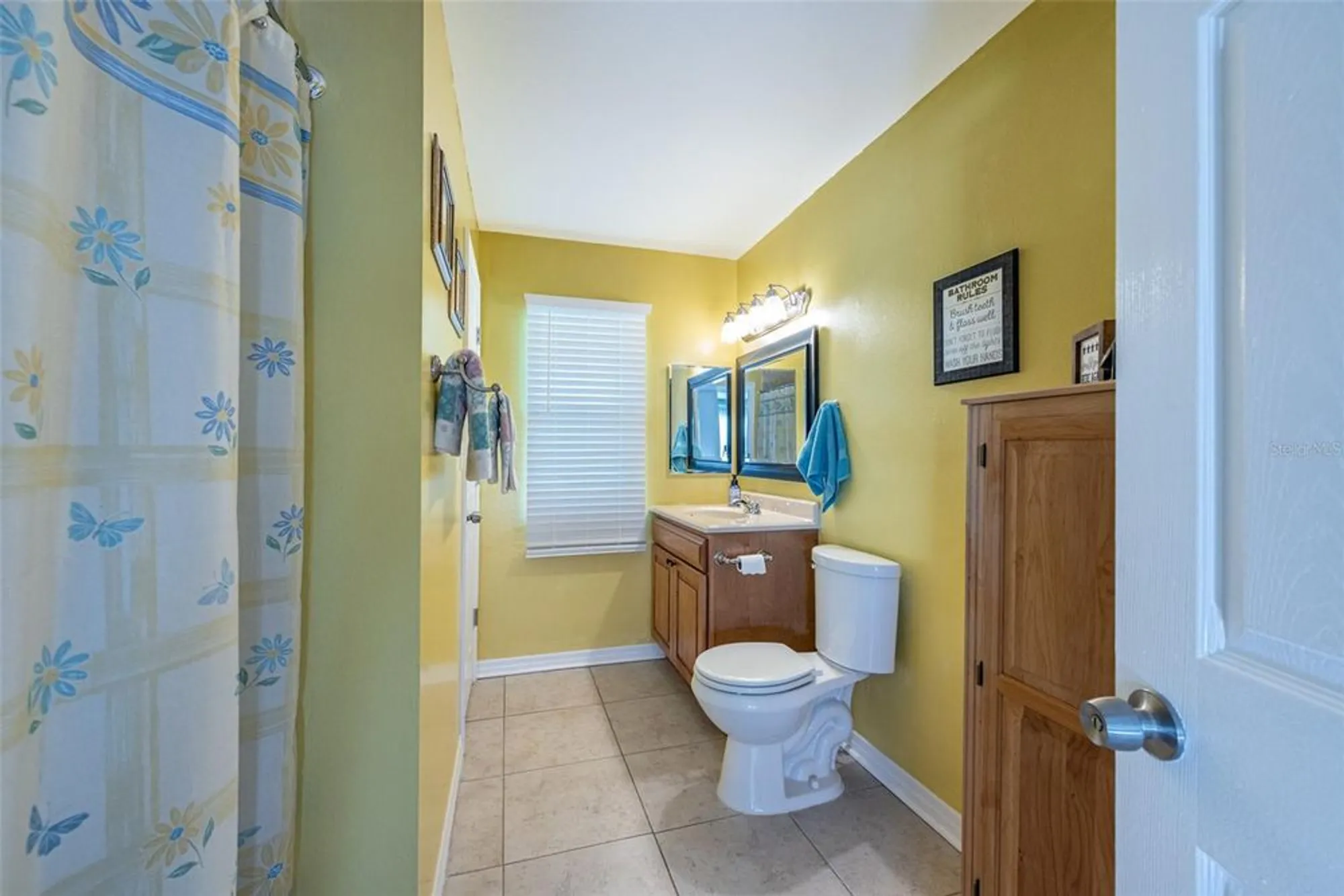 Property Slideshow image 15 of 24 | 906 hacienda dr, Sun City Center, FL, 33573