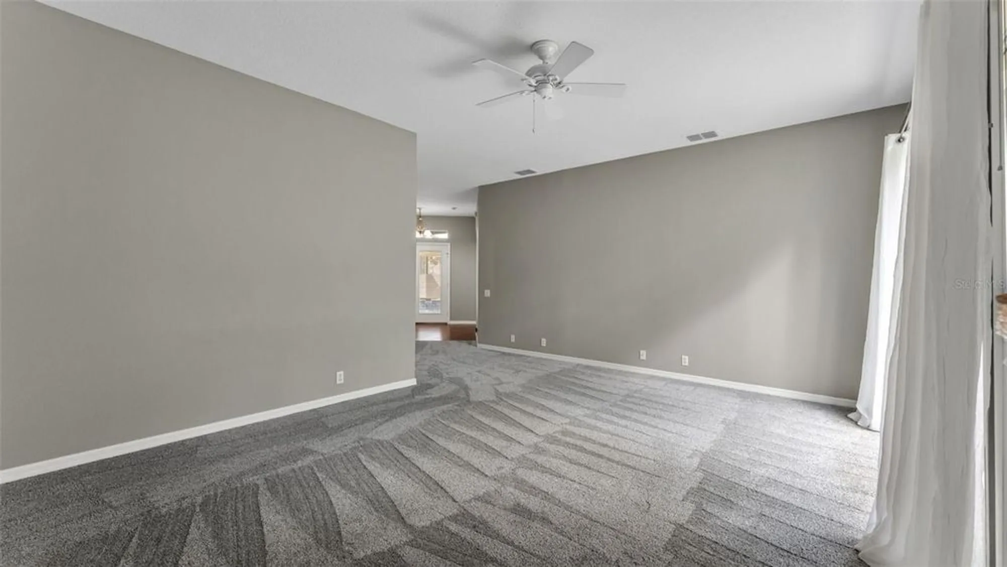 Property Slideshow image 14 of 56 | 4344 whistlewood cir, Lakeland, FL, 33811