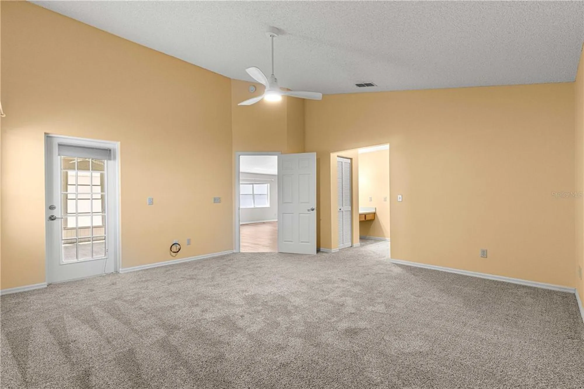 Property Slideshow image 14 of 34 | 9093 sw 91st cir, Ocala, FL, 34481