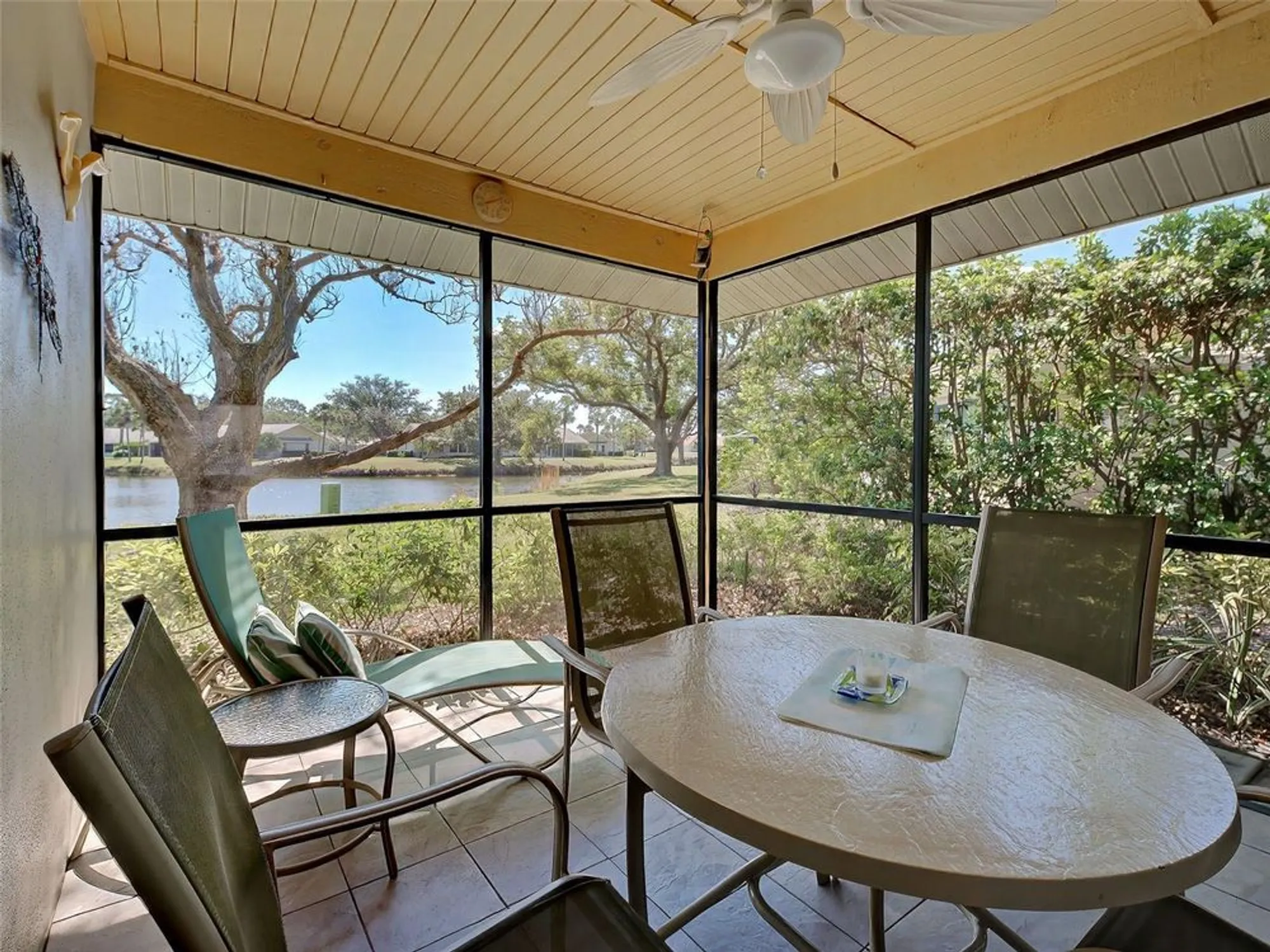 Property Slideshow image 27 of 74 | 220 southampton dr 325, Venice, FL, 34293