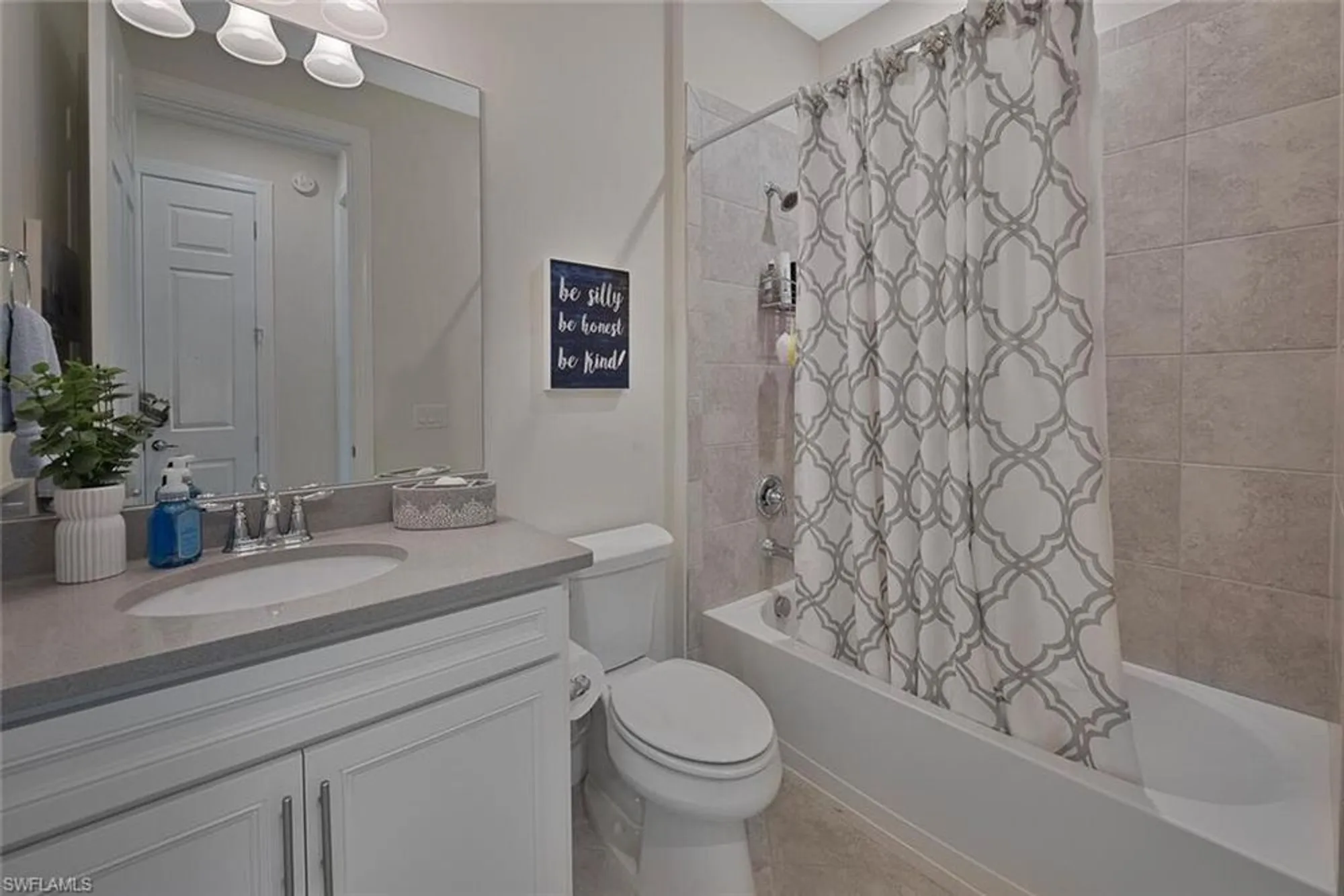 Property Slideshow image 12 of 18 | 10709 manatee key ln, Estero, FL, 33928