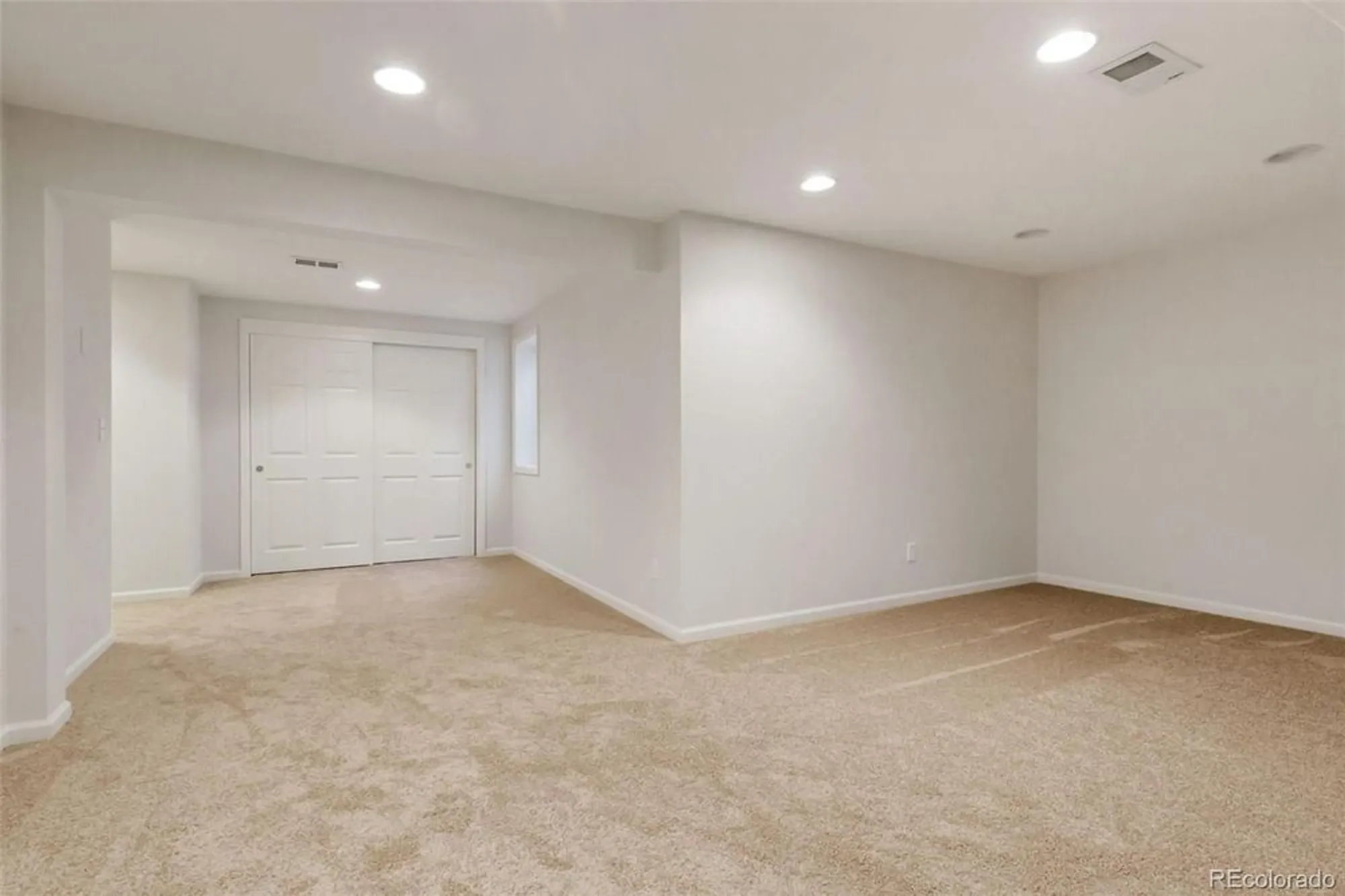 Property Slideshow image 28 of 49 | 13886 e linvale pl, Aurora, CO, 80014